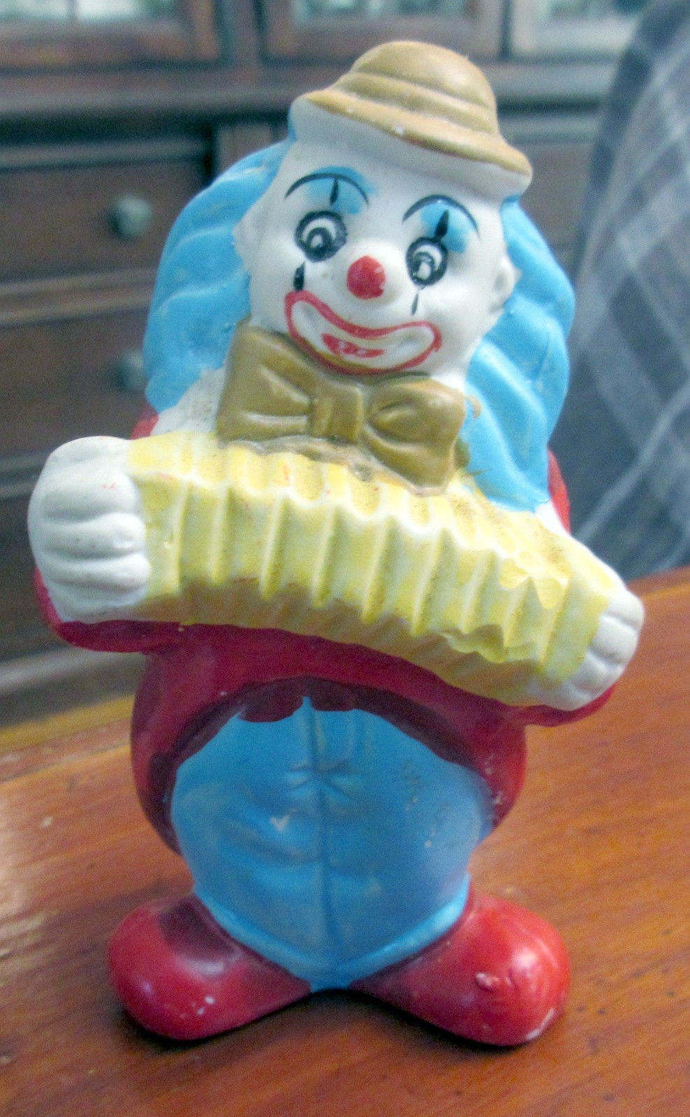 Small Vintage Standing Blue And Red Clown with Brown Hat Playing Accordion – 4″