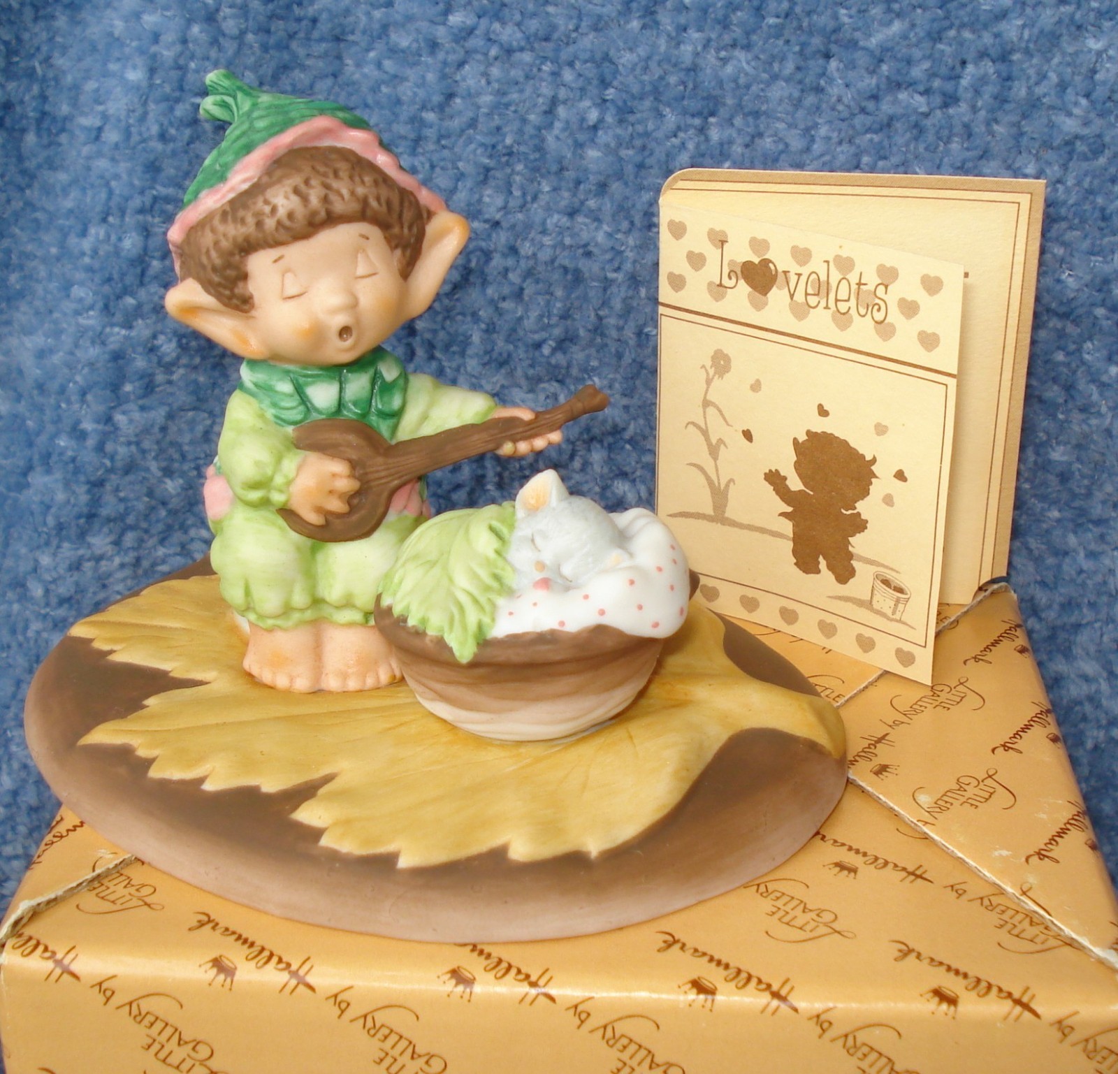 1983 HALLMARK LITTLE GALLERY LOVELETS THE HEART SINGS TENDERLY! -MINT N BOX