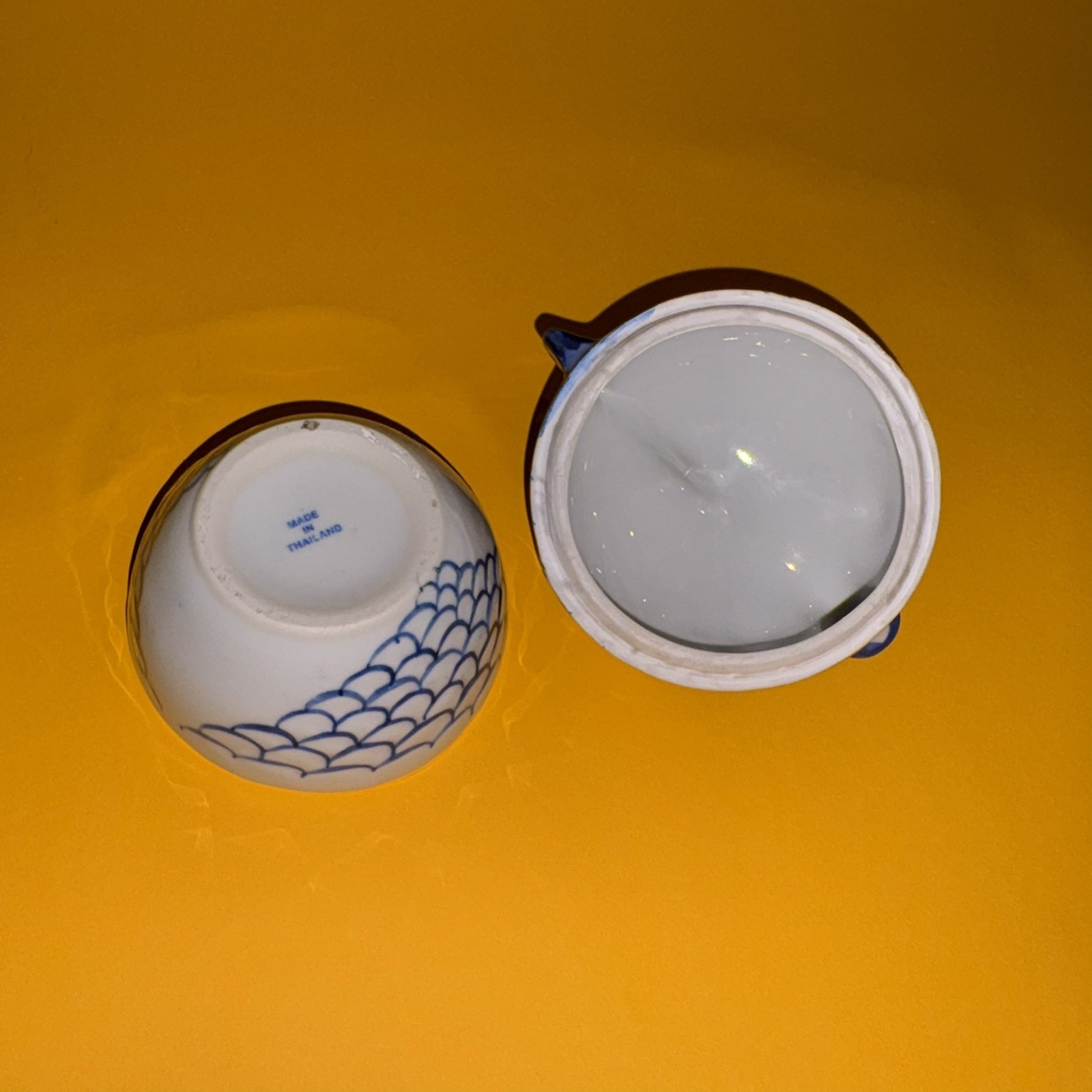 Vtg Thailand Ceramic Fish Box Blue White Hand Painted Pottery Trinket Container