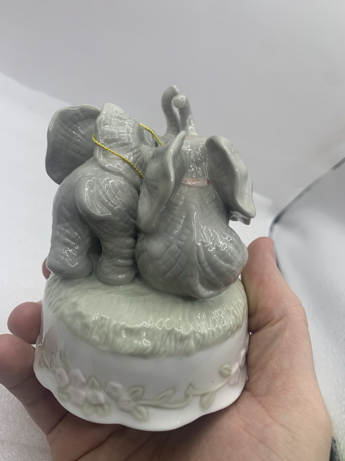 Heritage House Precious Playmates 4” Elephant’s Plays “You Are My Sunshine” ST