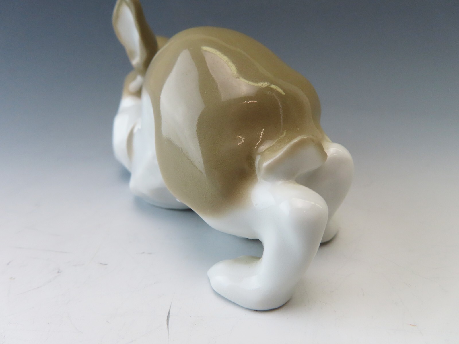 Lladro Long Rabbit by Fulgencio Garcia 1958-1960 5 3/4″ long impressed mark