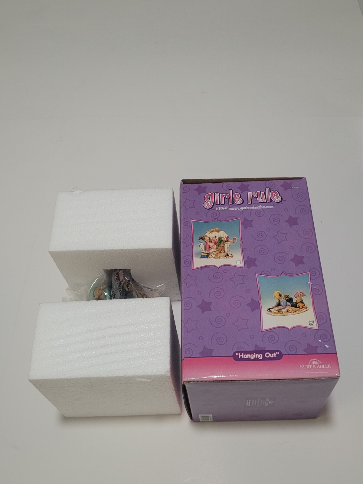 Girls Rule “Hanging Out” Study Session Resin Figurine Kurt S Adler NIB Rare!