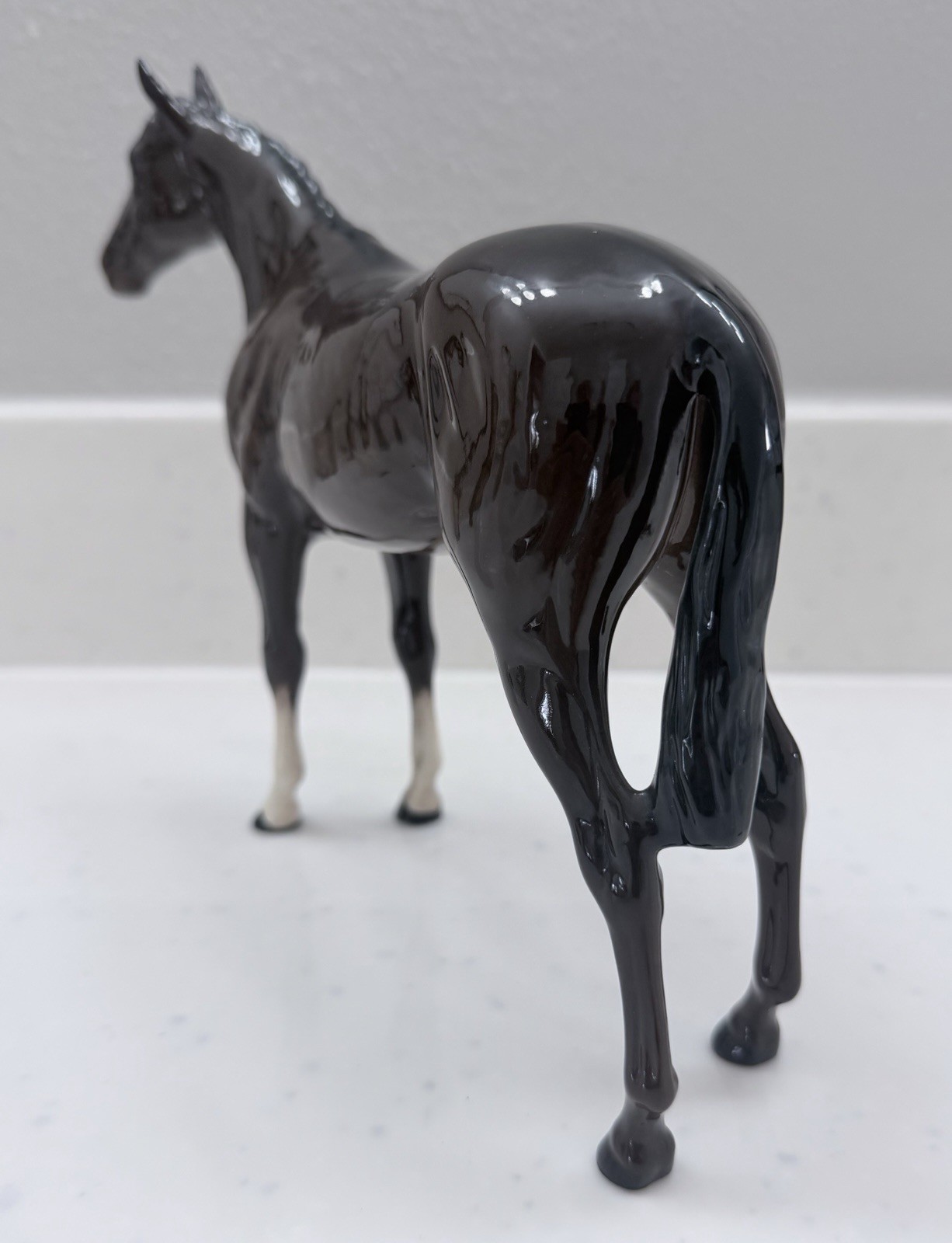Beswick Porcelain Horse – Glossy Brown 8” X 10” – Excellent