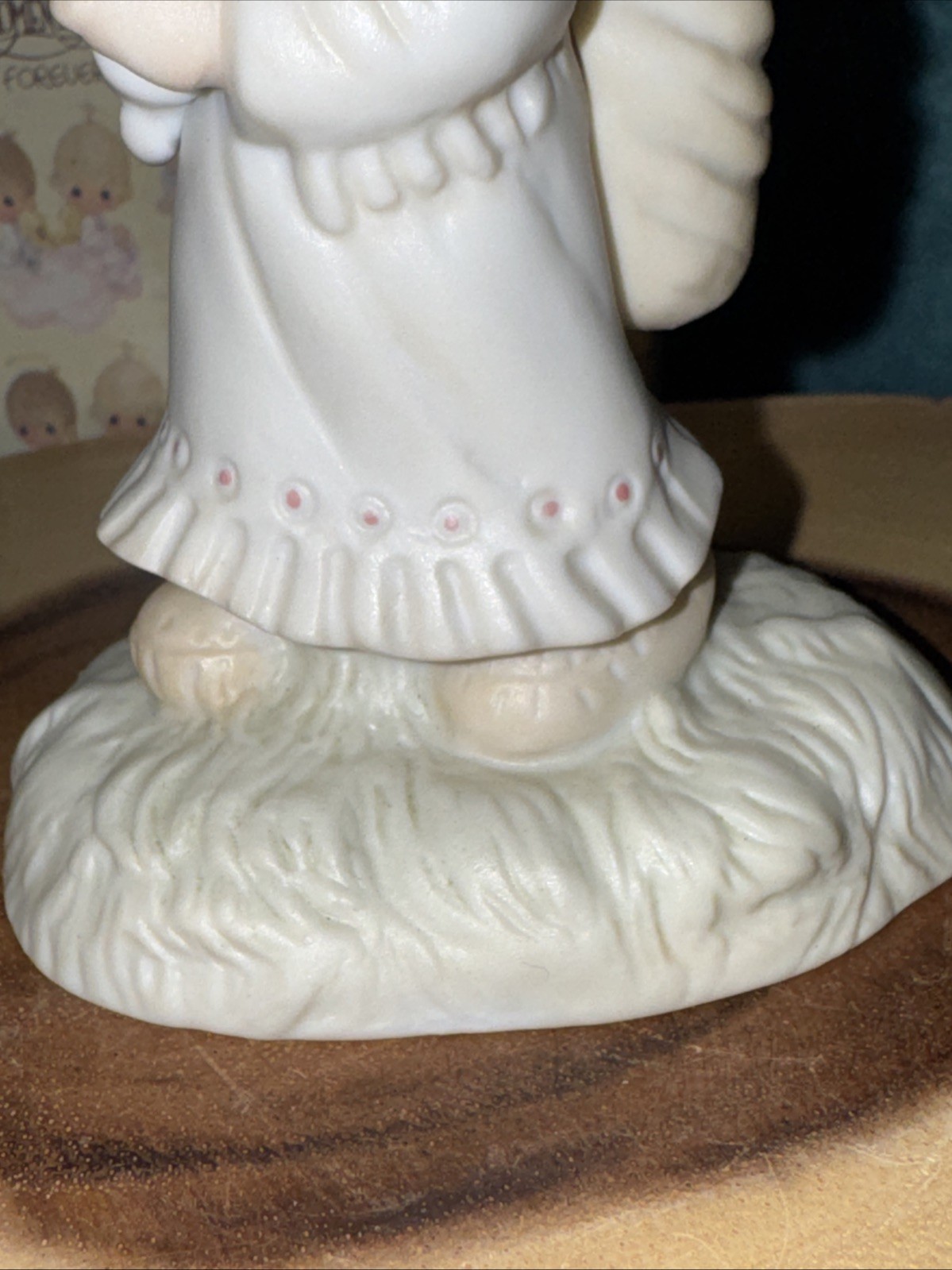Vintage precious moments 1977 His Burden Is Light E-1380/G Cross Marking