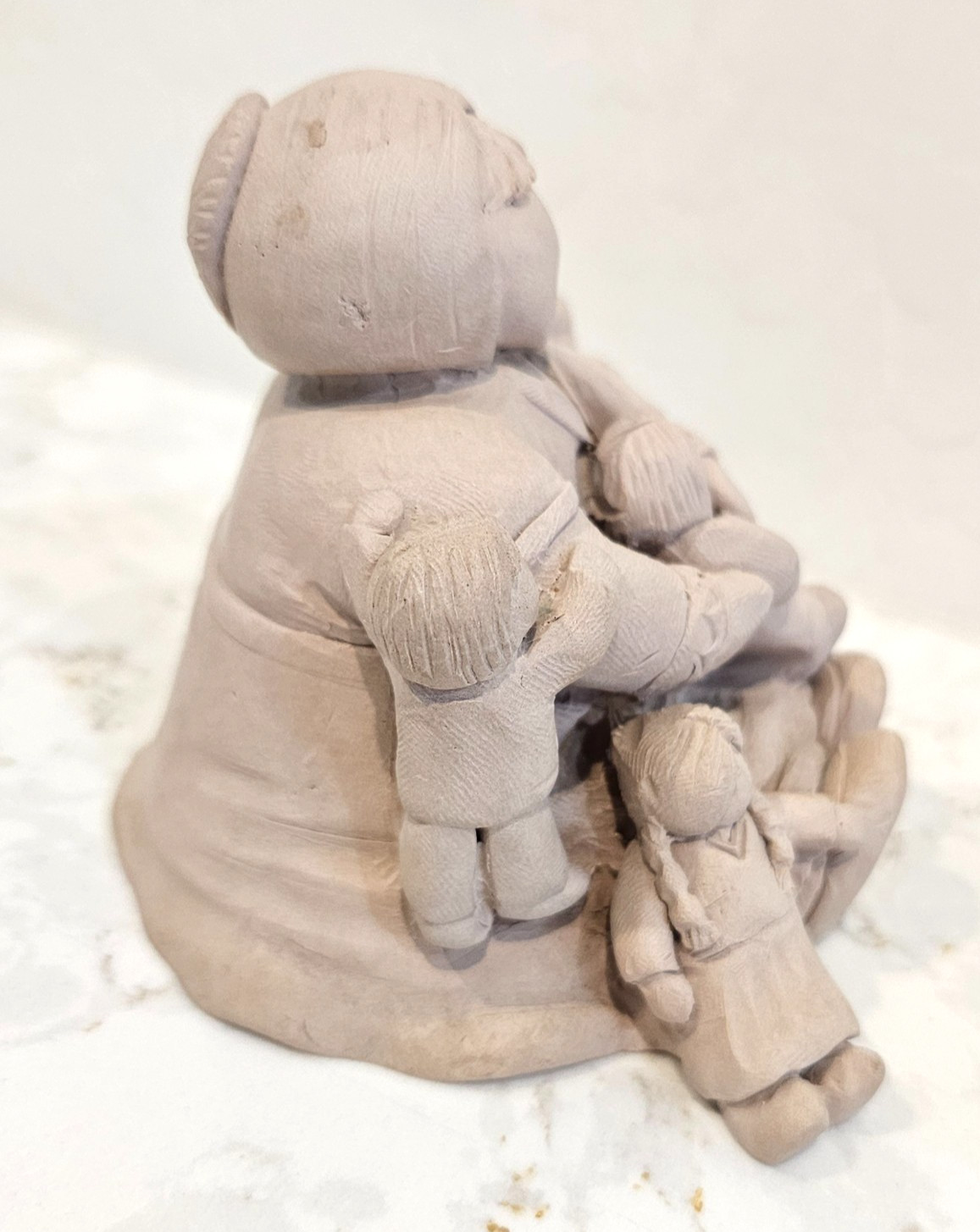 Vintage Austin Prod. Clay Sculpture Mother&Children Bright Eyes Dee Crowley