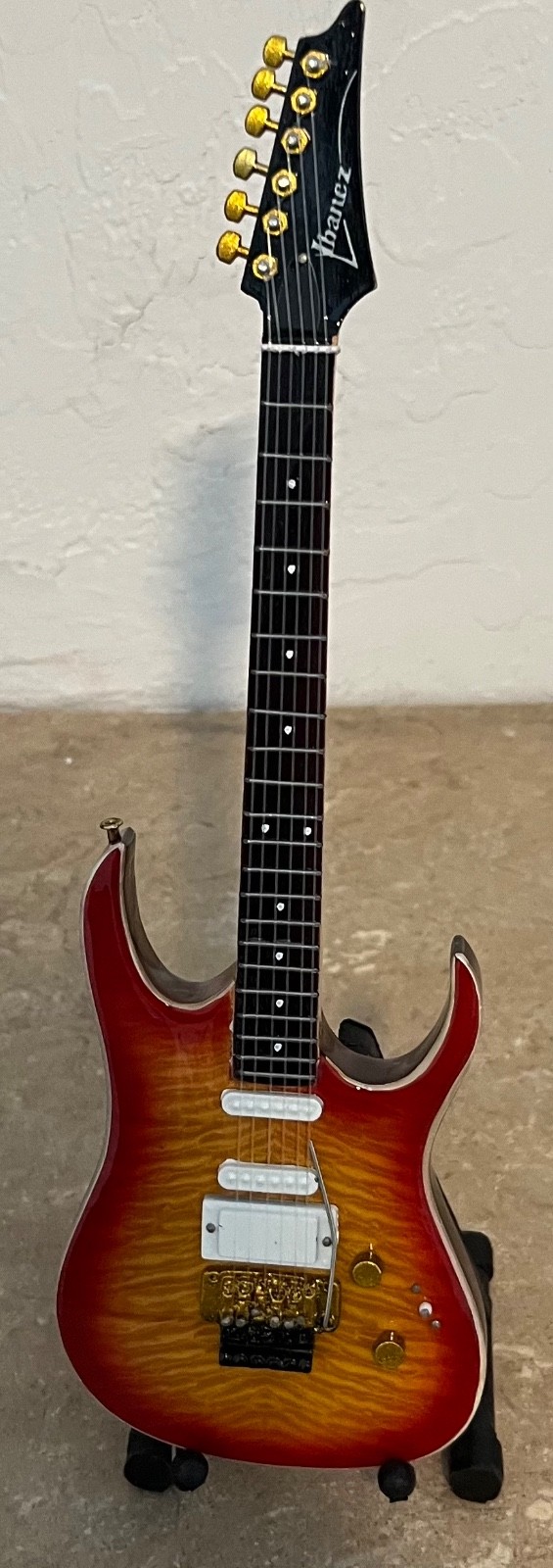 miniature – not playable instruments Axe Heaven Ibanez Guitar Replica