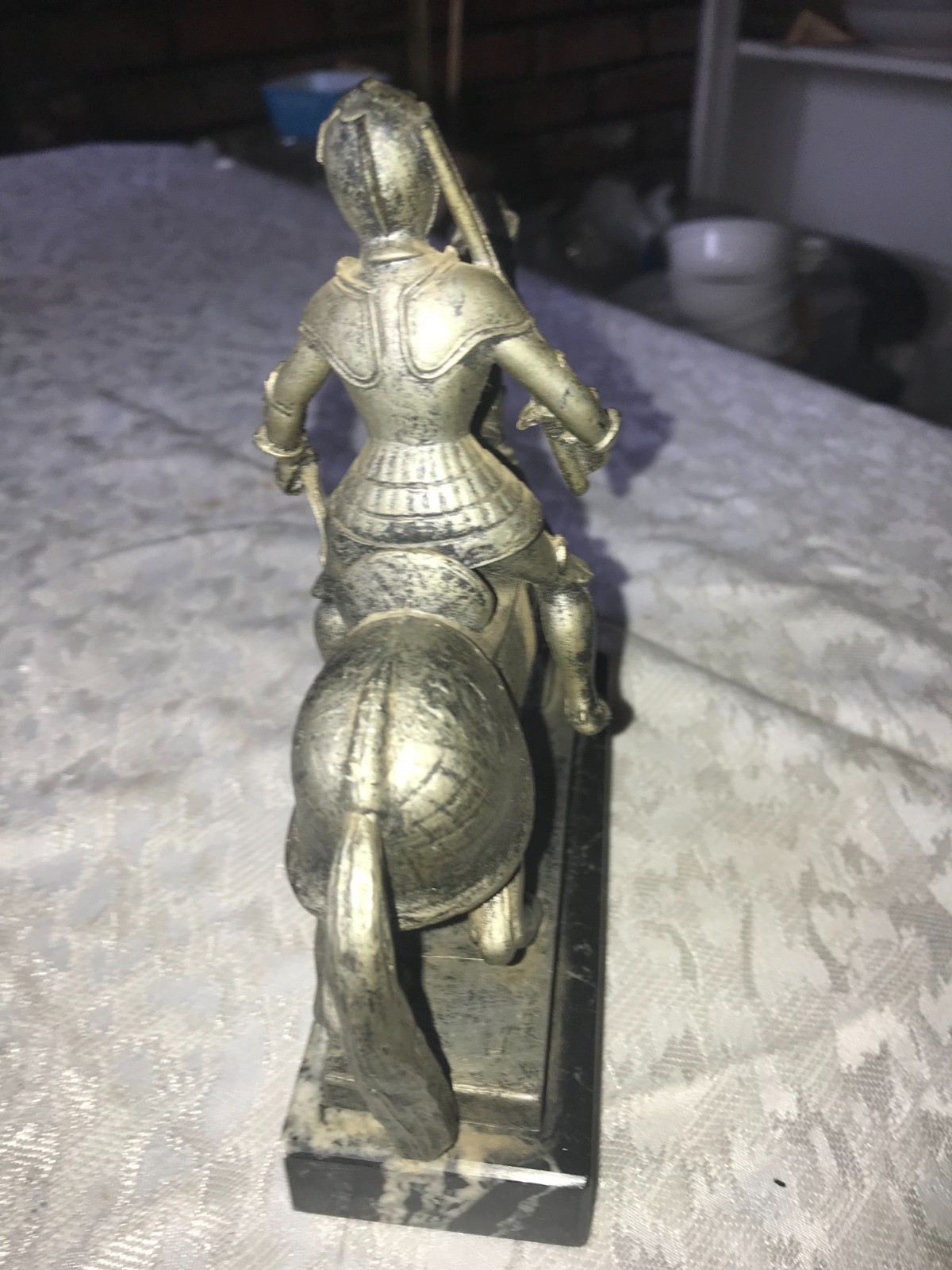 Vintage DEPOSE Italy MEDIEVAL KNIGHT on HORSE Armor FIGURINE Marble Base 6¾”Tall