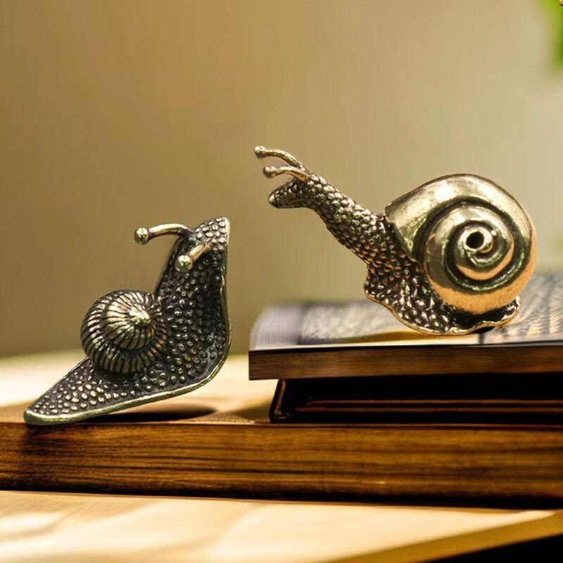 Brass Snail Figurine Statue Insect Animal Figurines Toys Desktop Decoration 2x