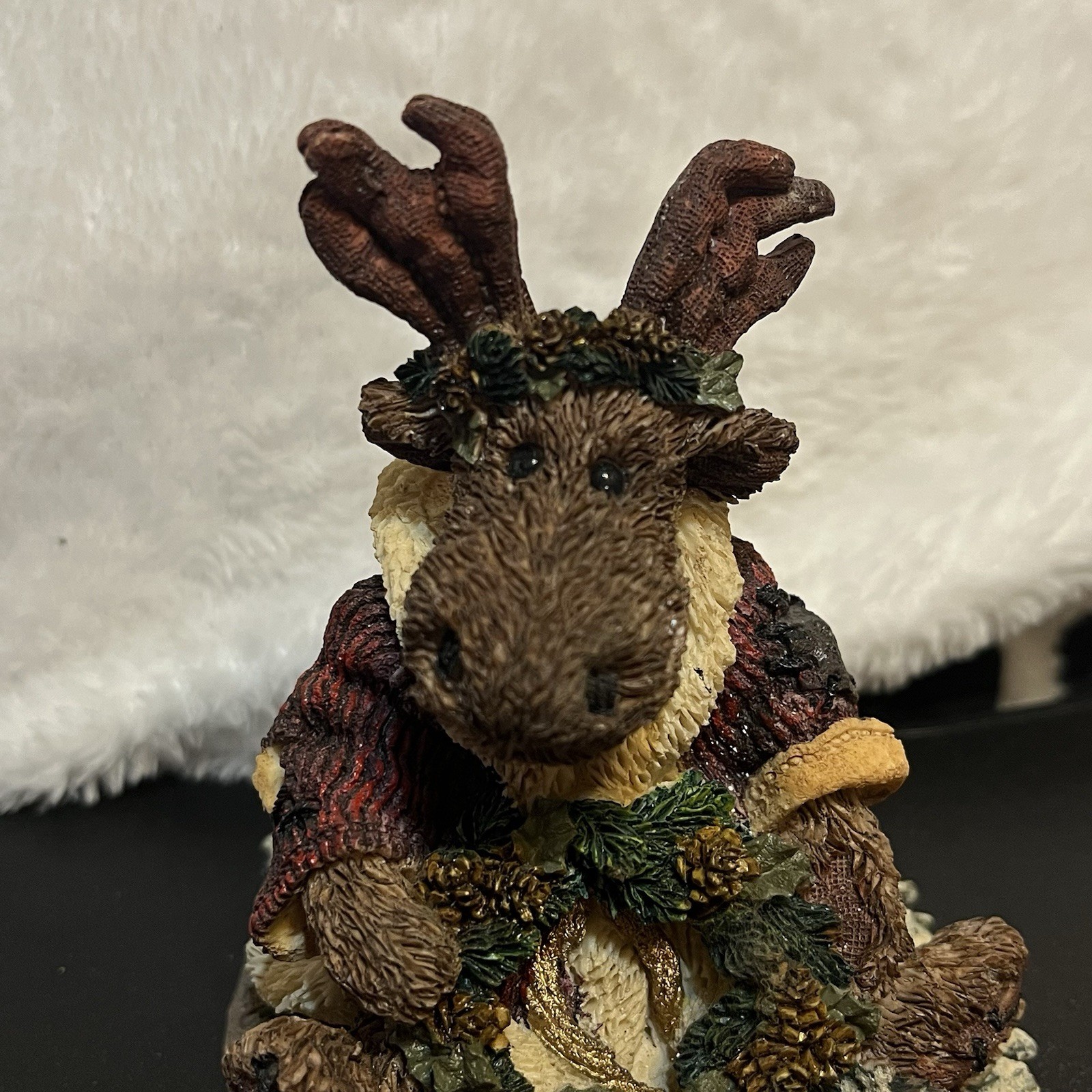 Maynard The Santa Moose The Bearstone Collection Figurine Christmas Wreath 1993