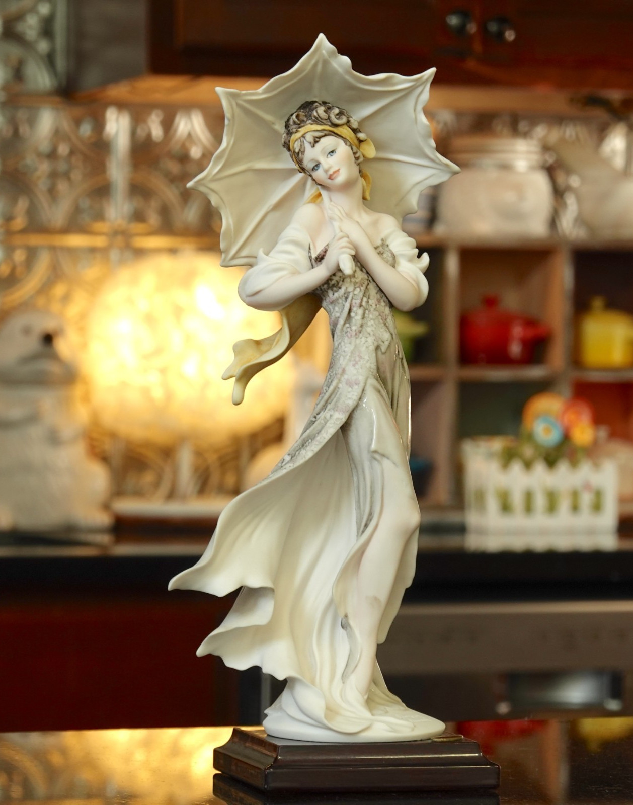 Giuseppe Armani “Winds Of Spring” 1787C Florence Figurine Of The Year 2004