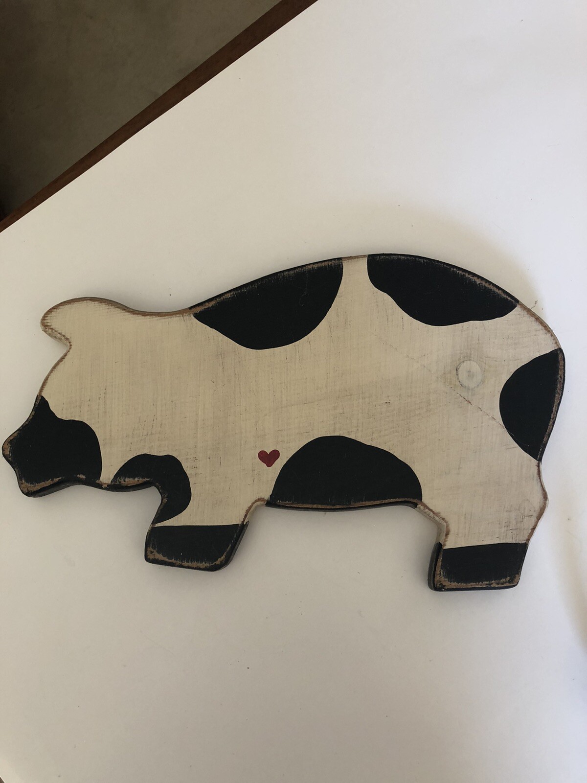 VTG 1984 COBBERDEE WOODEN HAND CARVED & PAINTED PIG WALL HANGING BLACK WHITE