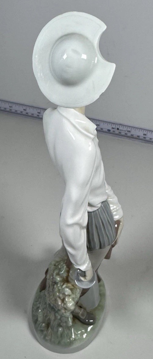 Lladro Don Quixote Standing #55 11/3/4 Inches Figurine — missing sword READ