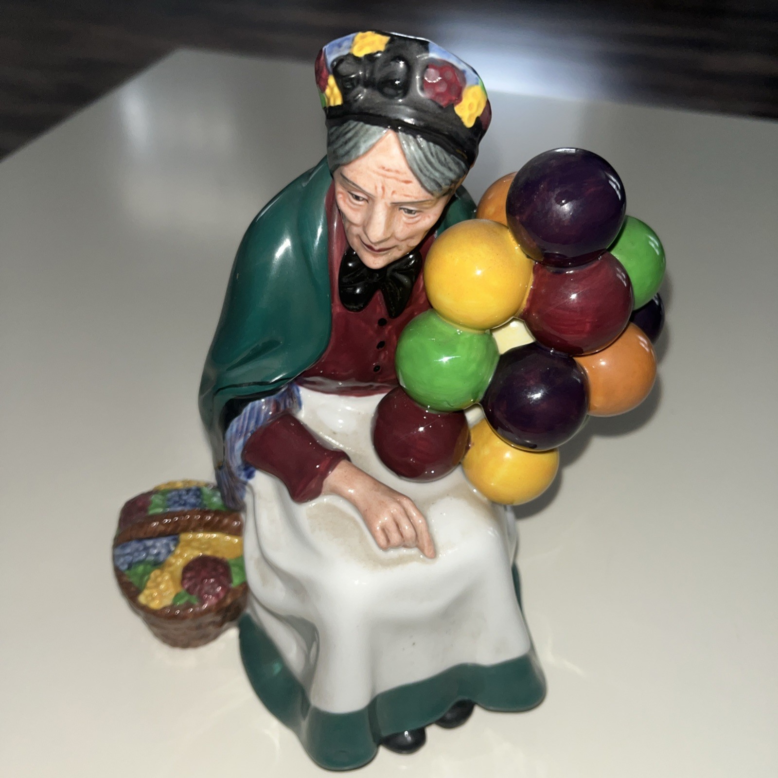Vintage Royal Doulton The Old Balloon Seller Figurine HN1315 England Porcelain