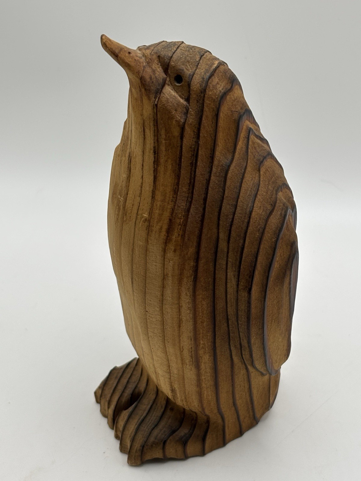VINTAGE KADIAN CRAFTS CANADA HAND CARVED WOOD PENGUIN 6.5” FIGURINE LIGHTWEIGHT