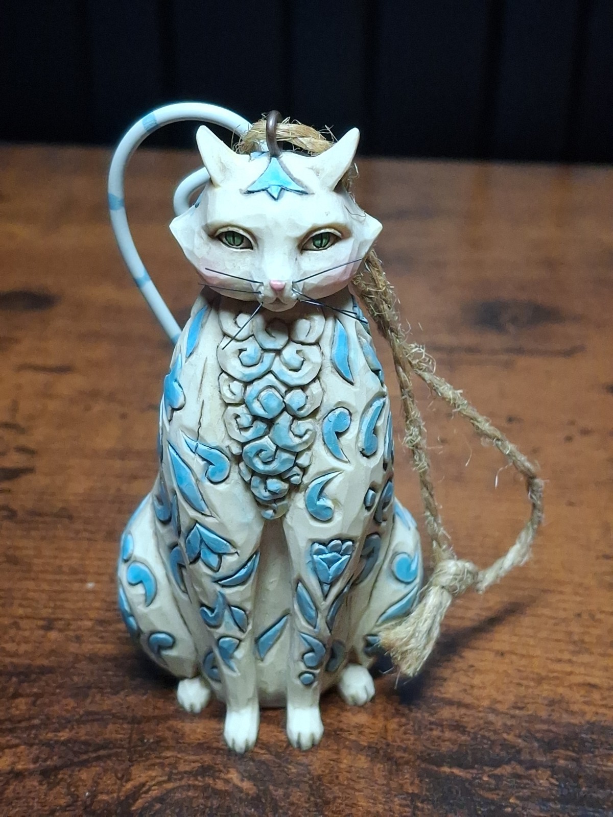 Jim Shore Heartwood Creek Blue White Cat Christmas Ornament 2009 Enesco #4014464