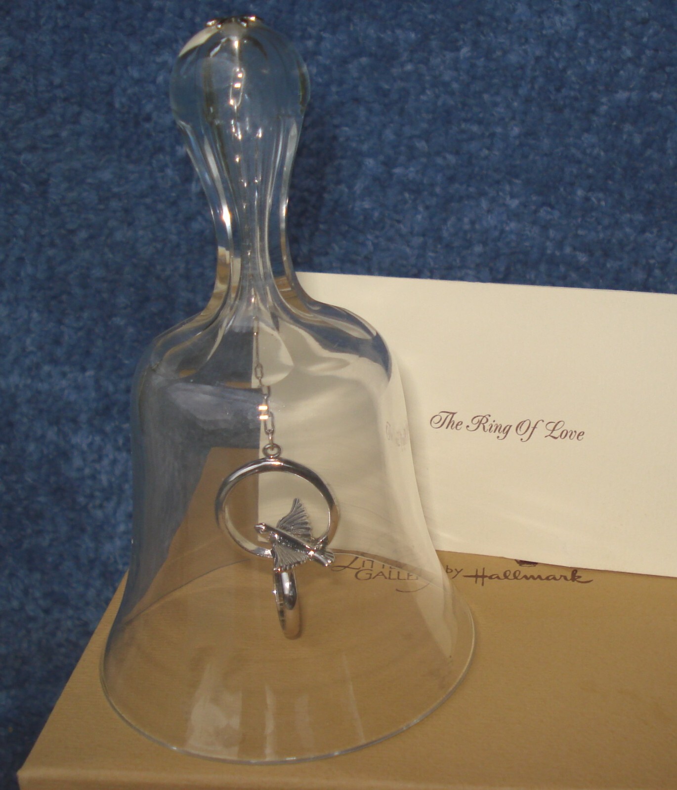 1978 HALLMARK LITTLE GALLERY FINE PEWTER & CRYSTAL BELL “THE RING OF LOVE”