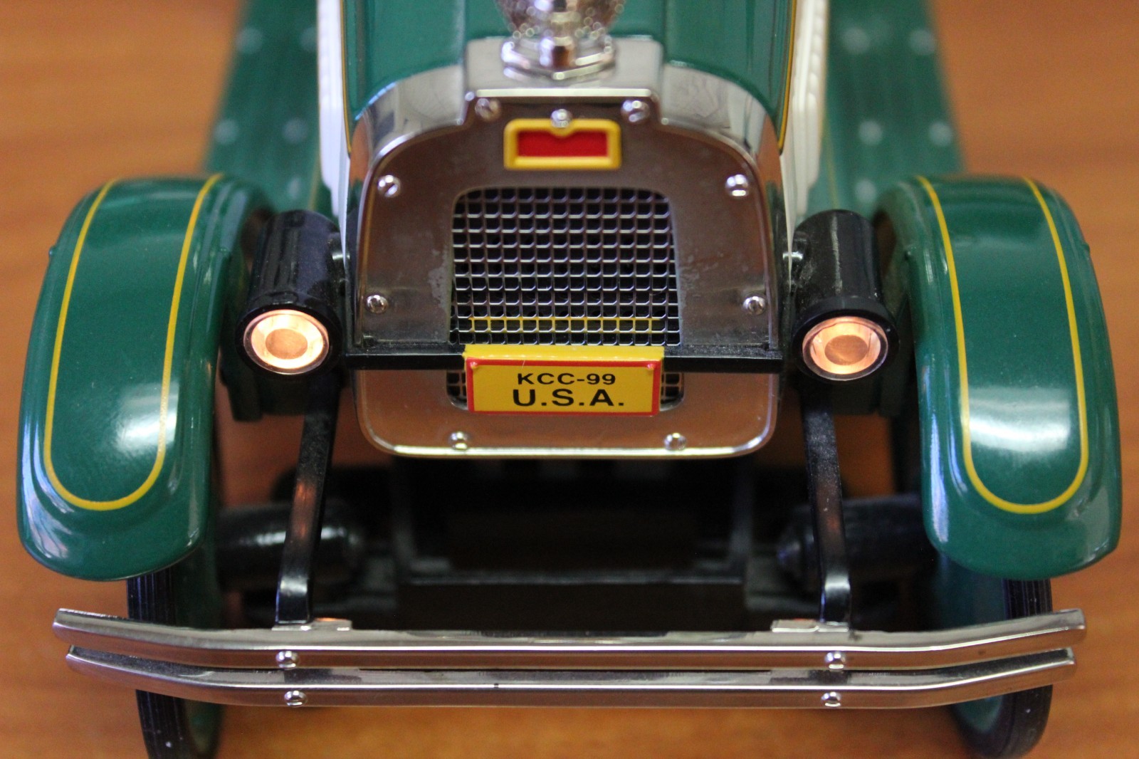Hallmark Kiddie Car Classics 1926 Speedster Limited Edition QHG9048 W/ Box COA