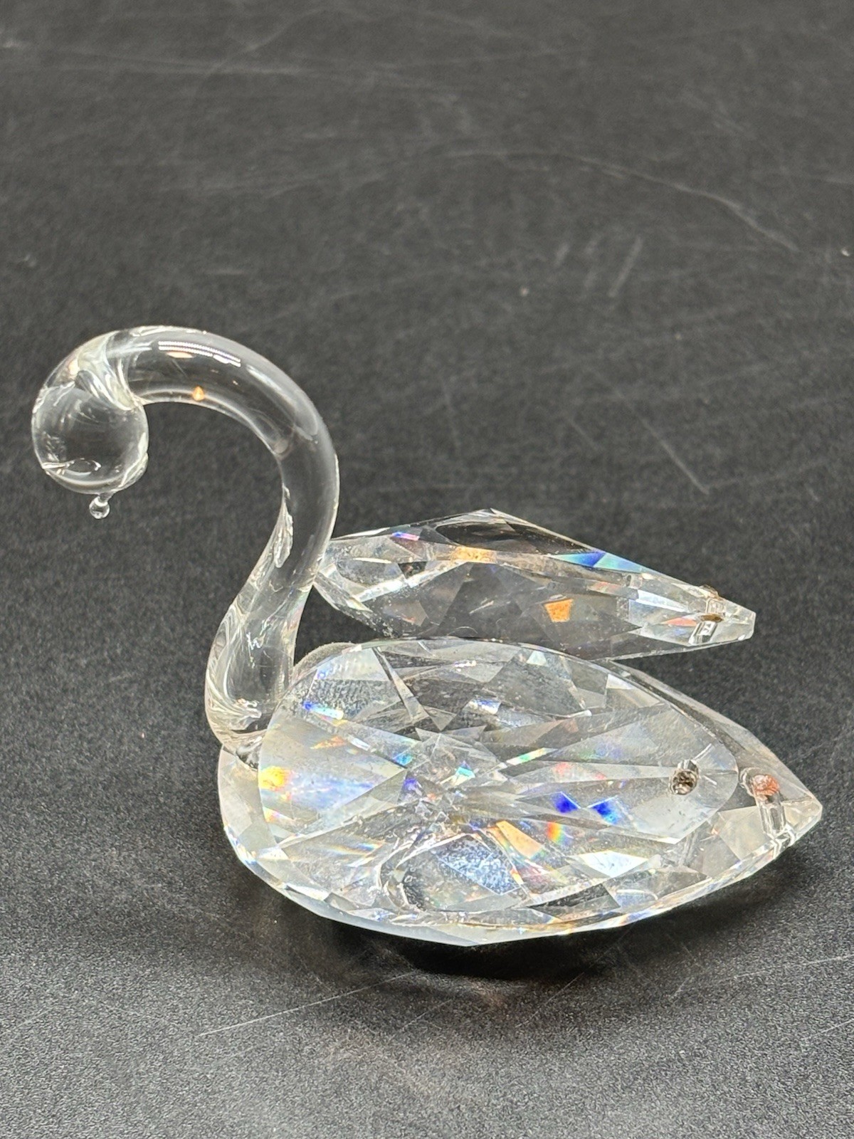 Swarovski Swan Beauties of the Lake 7633 NR 050 000 Retired Tiny Chip