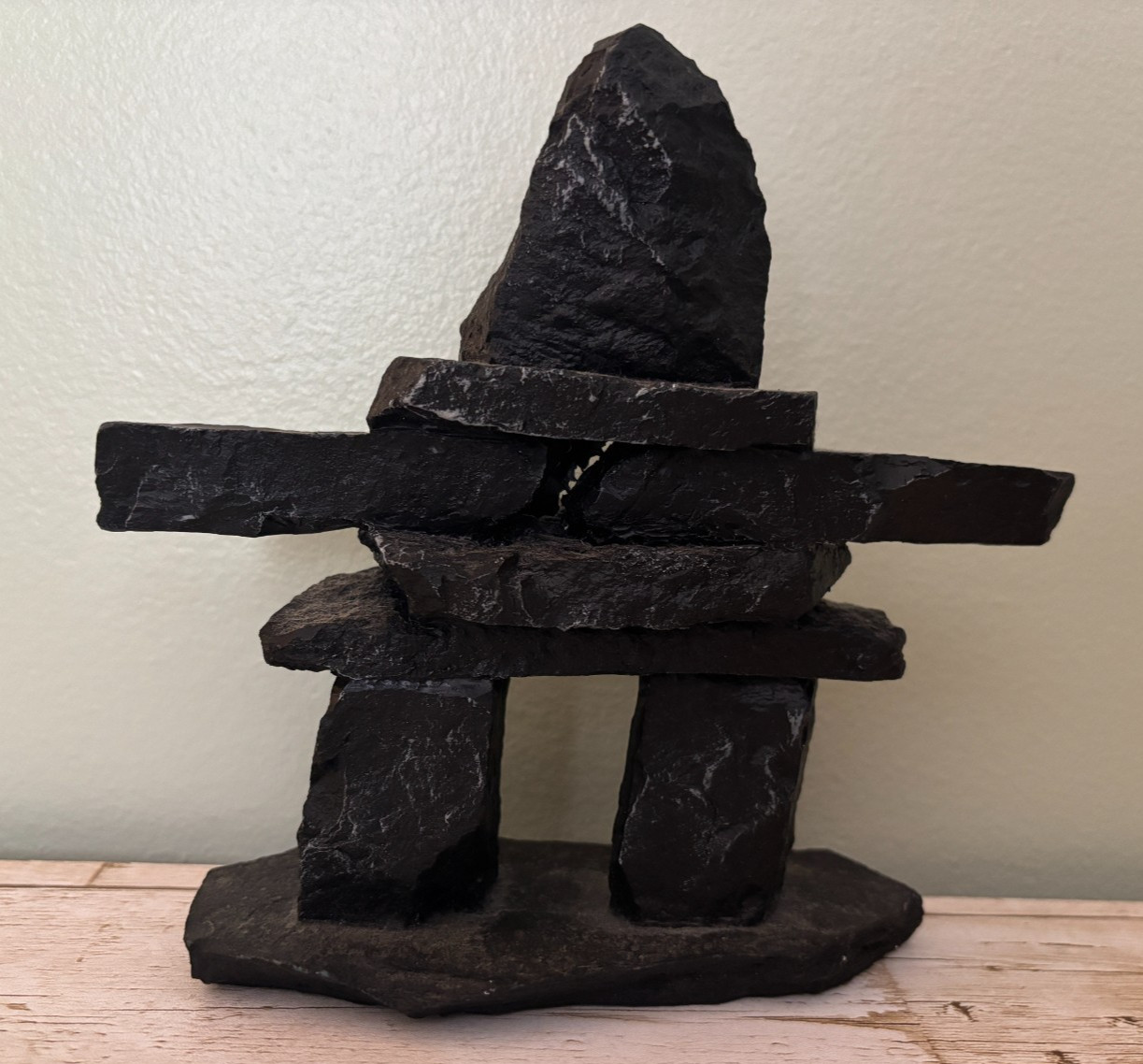 Resin Stonelike Inukshuk Statue Monument 1.34 Lb