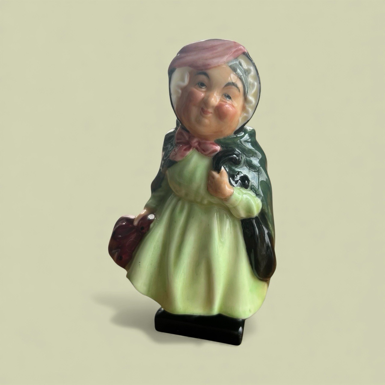 Royal Doulton Sairy Gamp Charles Dickens Porcelain Figurine 4.5″ ht. Bone China
