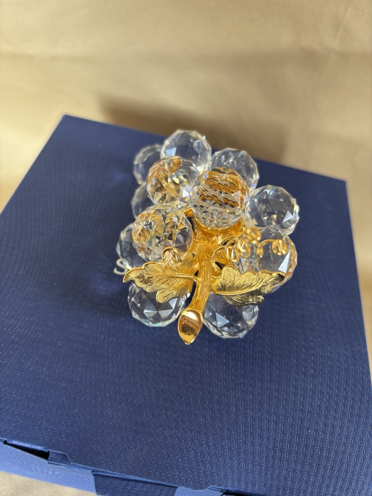 Swarovski Crystal Grape Cluster Figurine Gold Tone Vine
