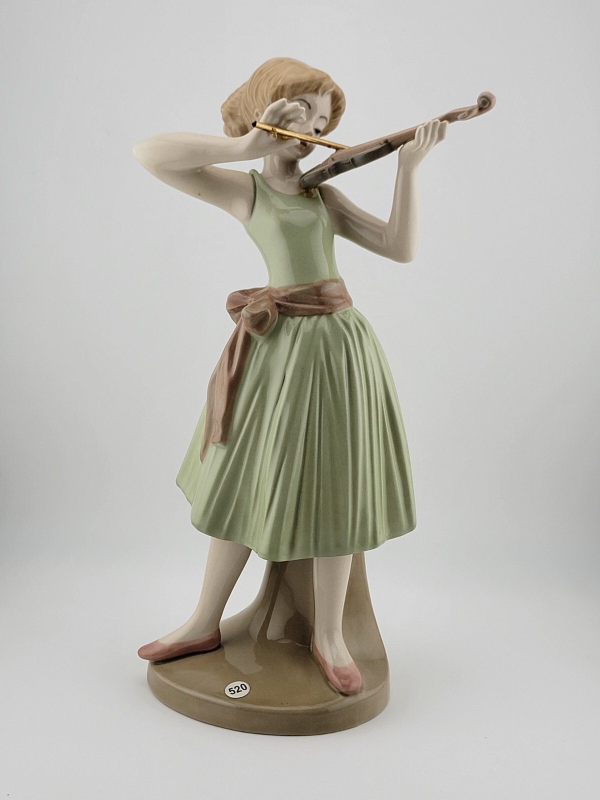 RARE Vintage TENGRA Spain Porcelain Violinist Figurine 10.5″ tall MINT Cond.