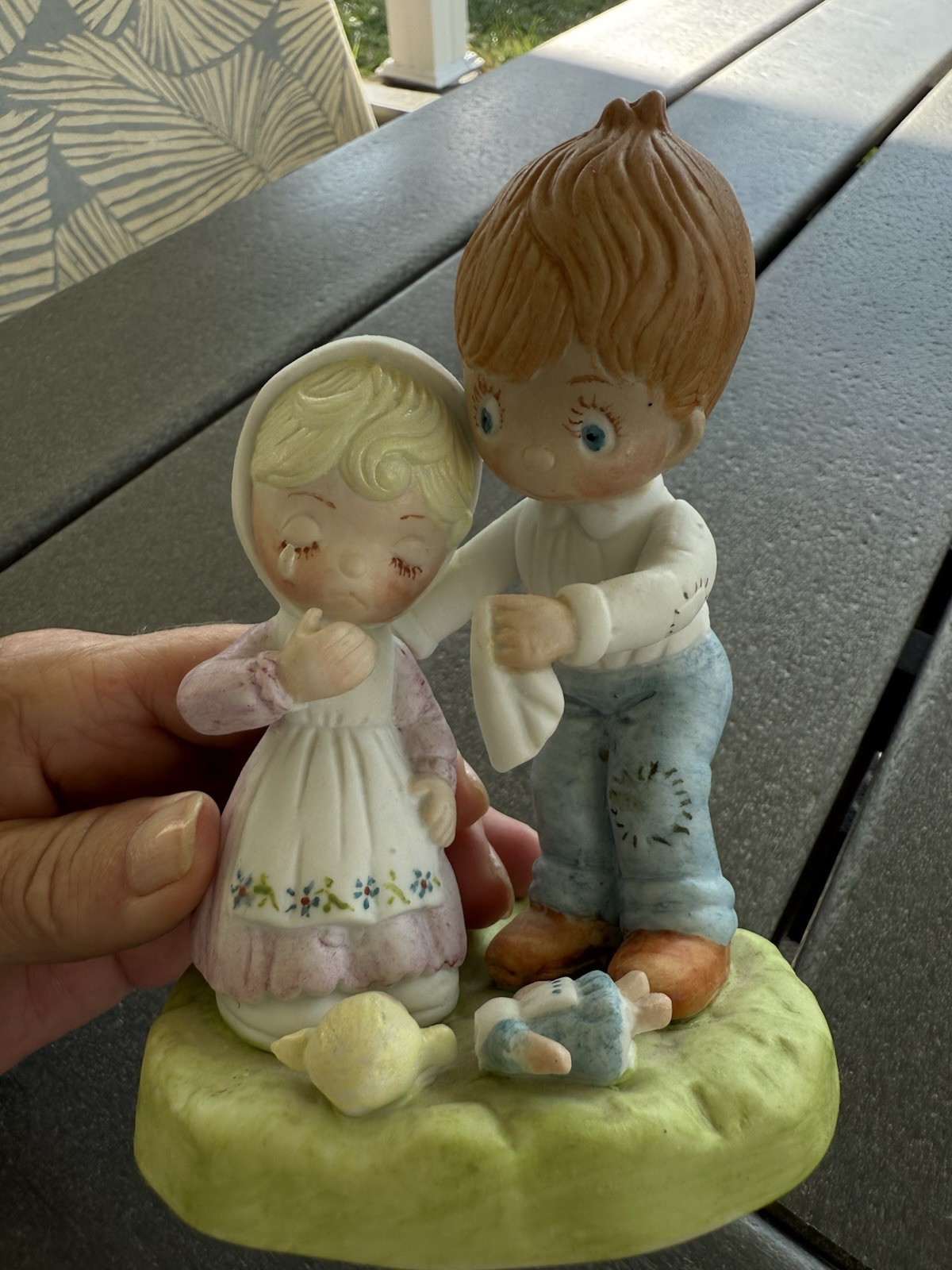 Hand Painted Figurine Statue Boy Wiping Girl’s Tears 5”x 3” Hobbiest Made