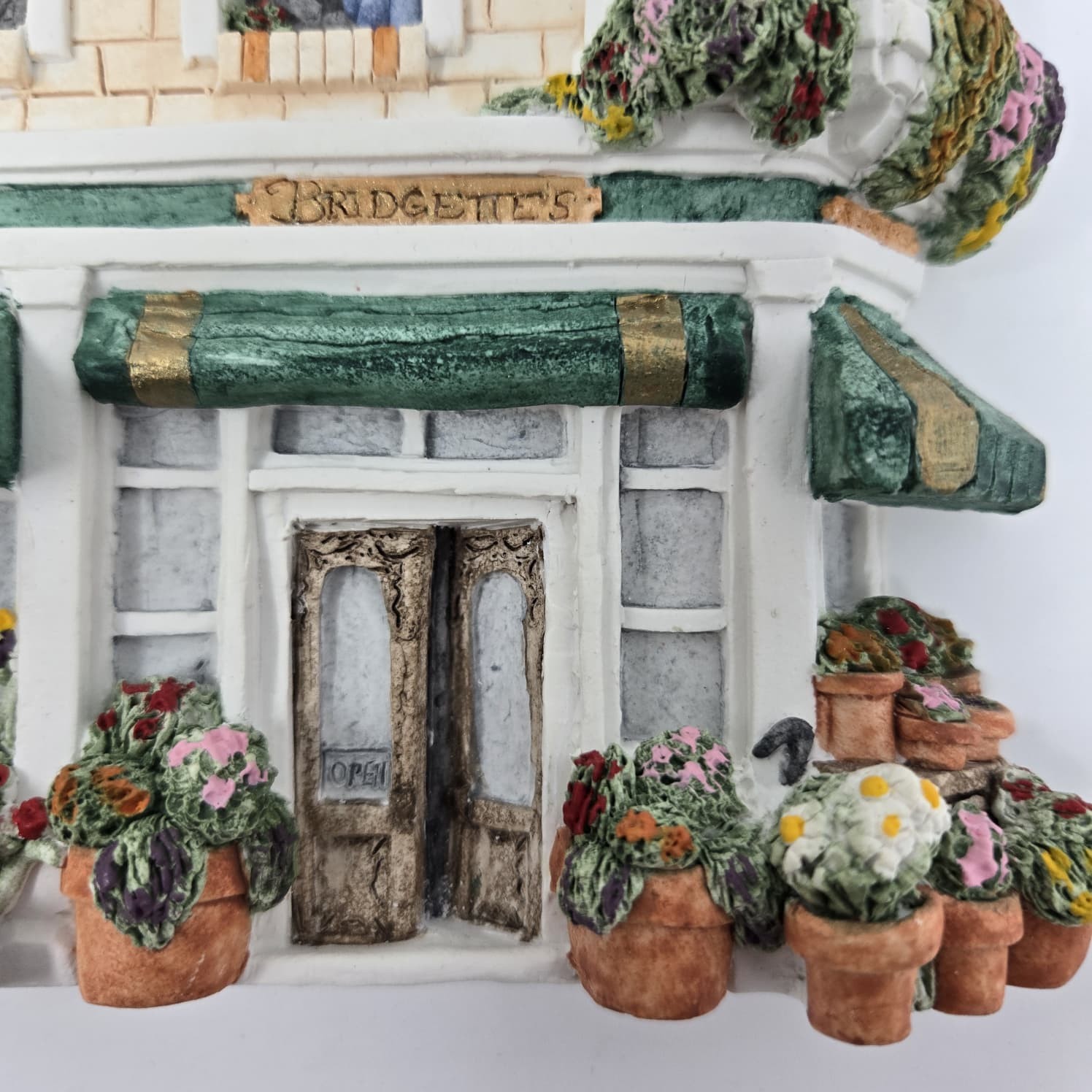 Vintage Brian Baker’s Deja Vu Coll. Wall Decor – “Flower Store”#1145 /w Box &COA