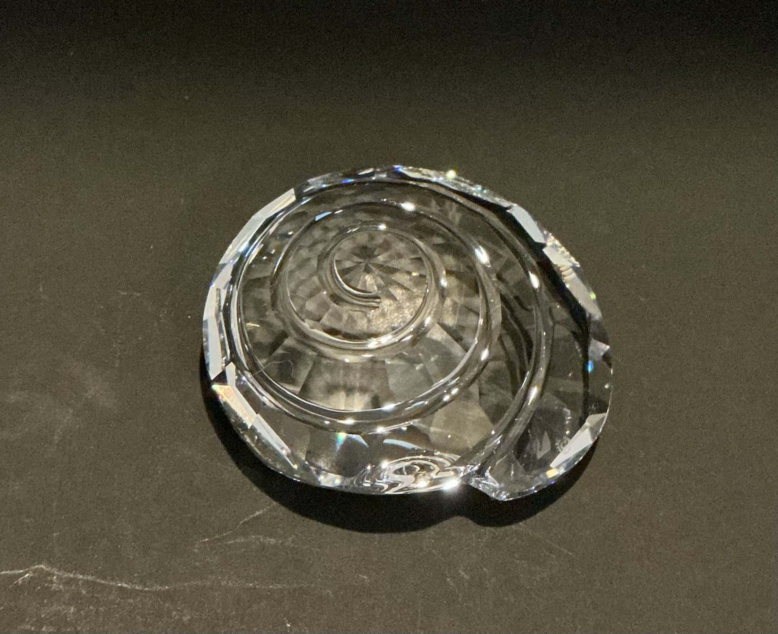 Swarovski Spiral Top Shell Crystal Figurine 880693 1.75″ in Box