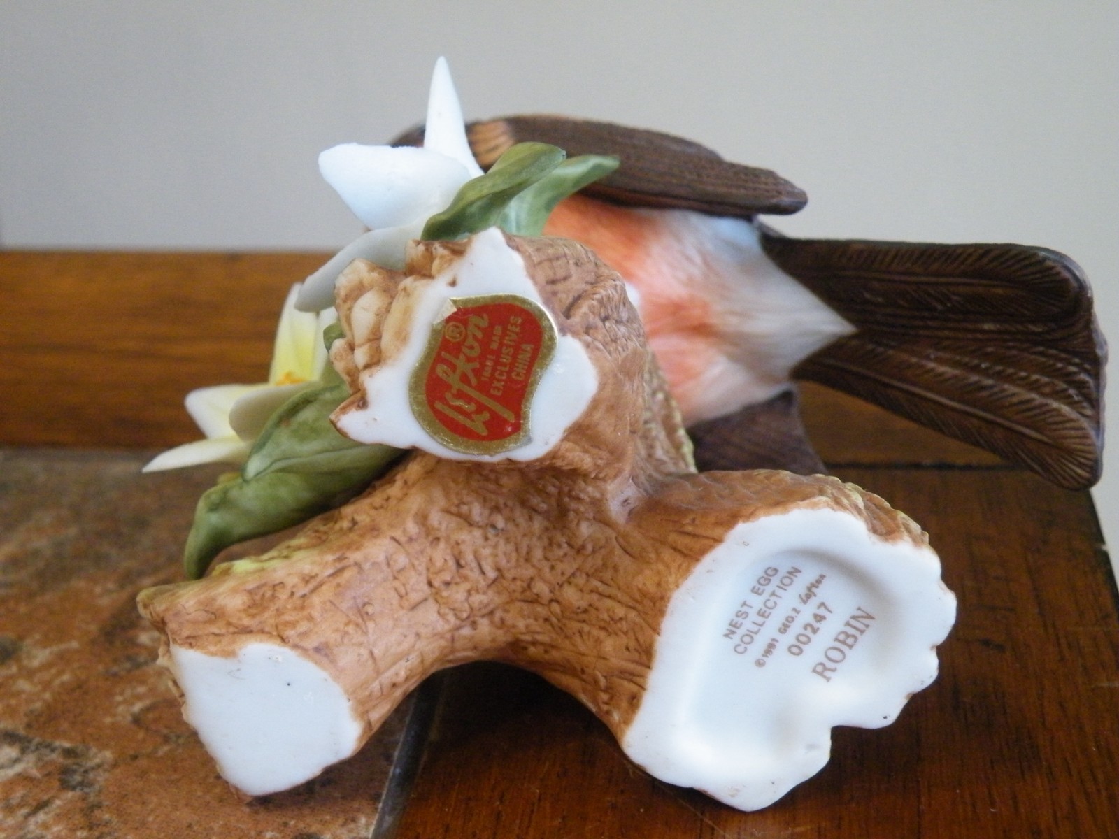 Vintage Lefton Robin Figurine Nest Egg Collection 00247 – 4-5/8″ Tall – FREESHIP
