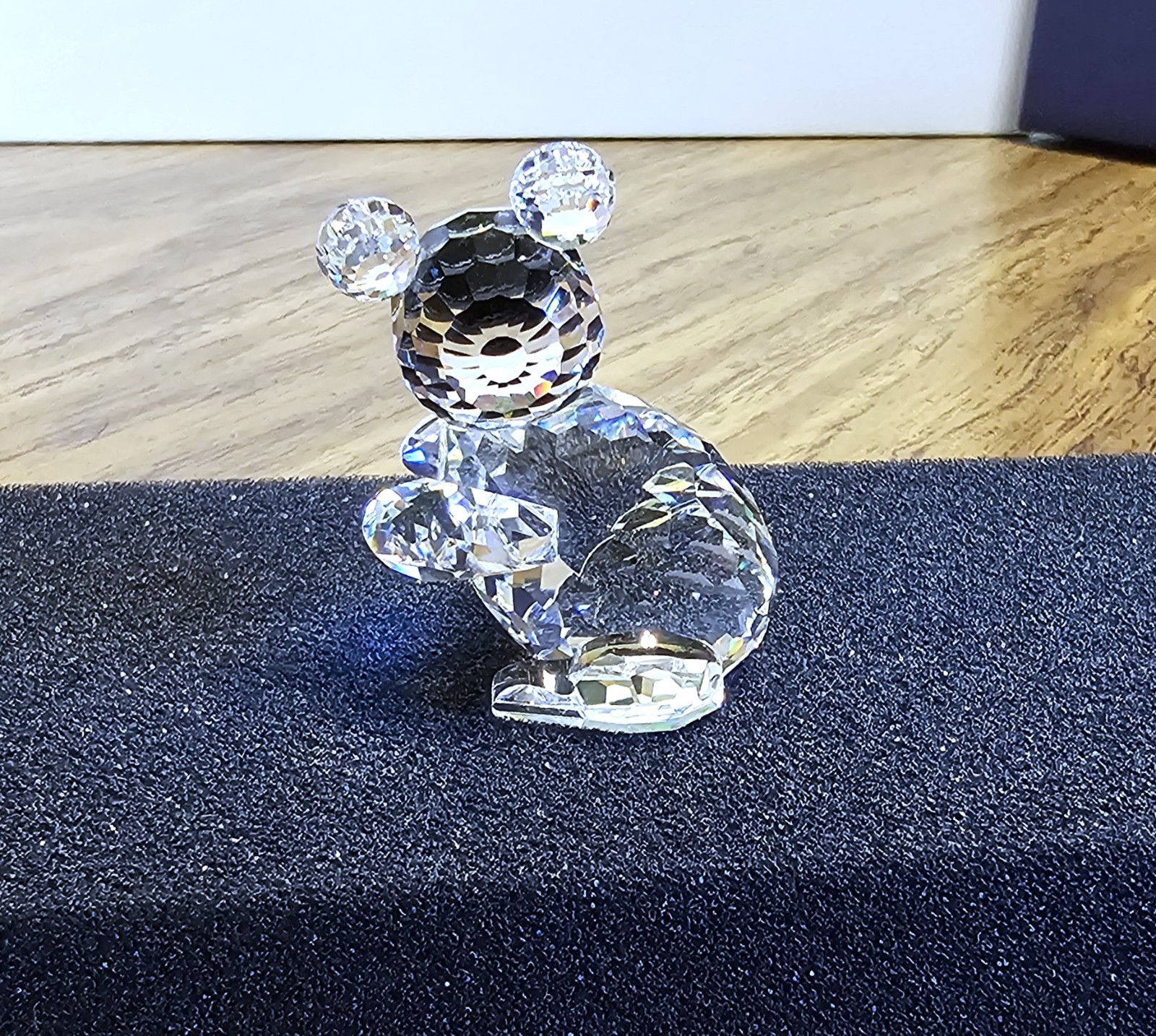 🐨 Swarovski Crystal 1987 Large, Mother Koala Bear Figurine, Facing Right, NIB