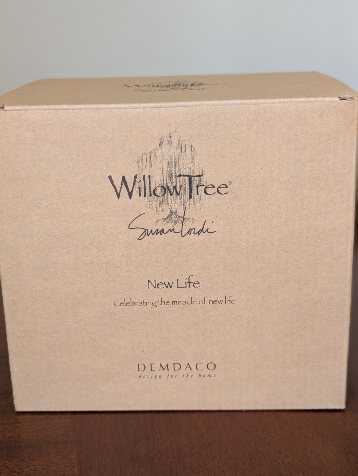 Willow Tree New Life Figurine Father/Mother/Newborn Baby Great Shower Gift