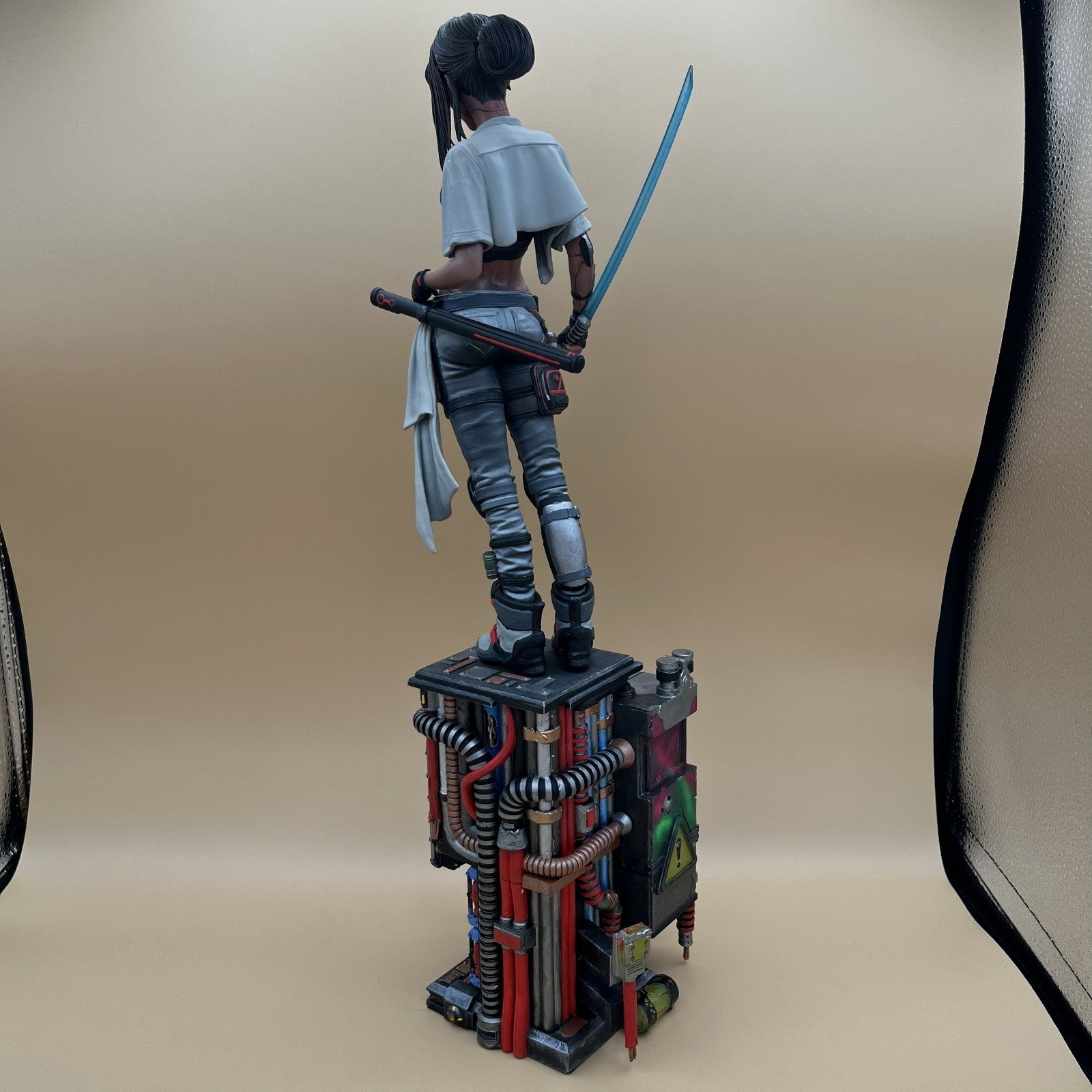 Cyberpunk techno Samuri Hand‑Painted Figurine/Statue/Model/Shelf/Room Decor