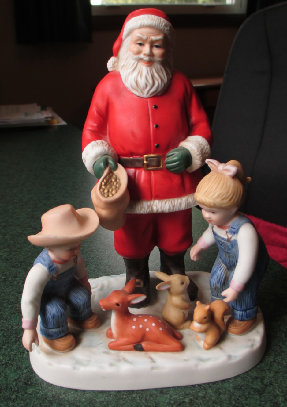 Home Interiors HOMCO Denim Days – Sharing Christmas Spirit – 58113-05 Santa Deer