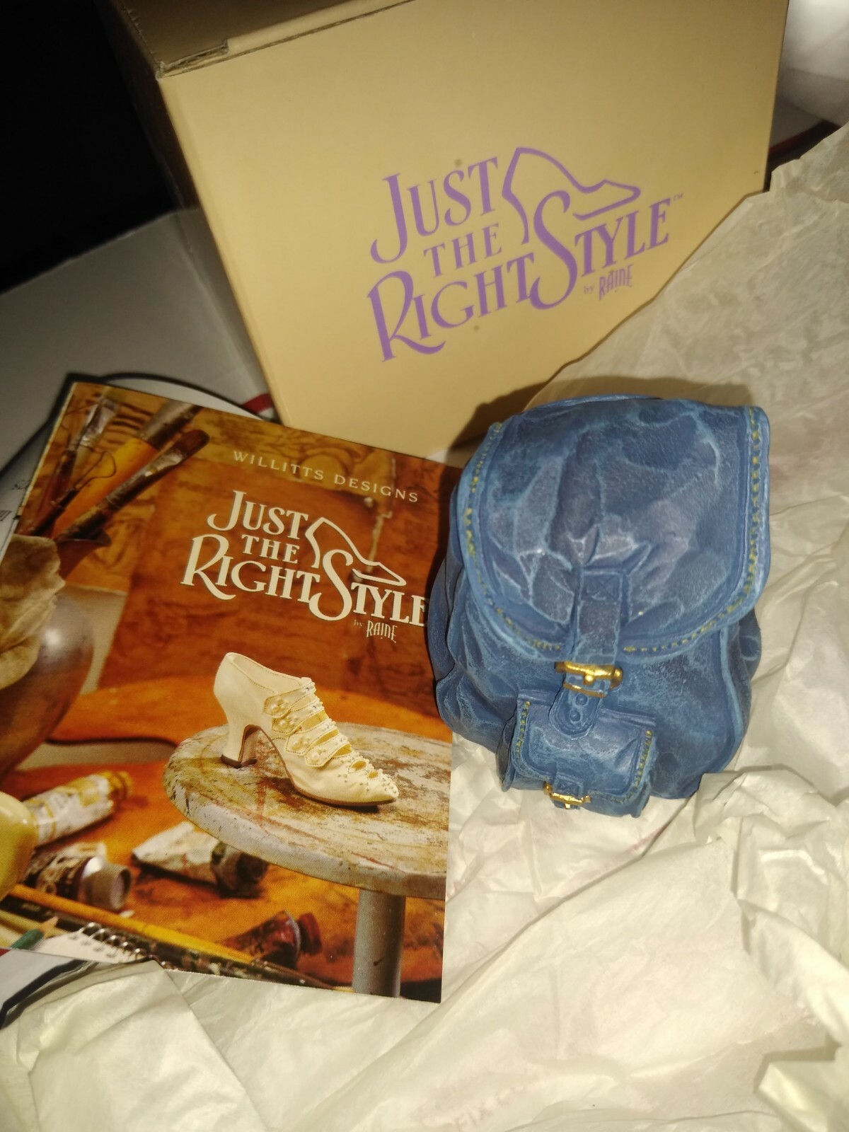 Just The Right Shoe “Traveler” #26405 by Willitts Designs BRAND NEW from case