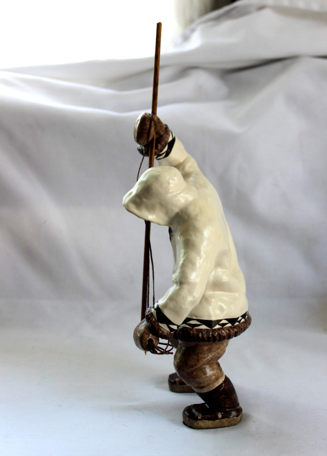 C. Alan Johnson Alaska Inuit Man Hunter Rope/Spear Ceramic Figurine ©1962 AK16