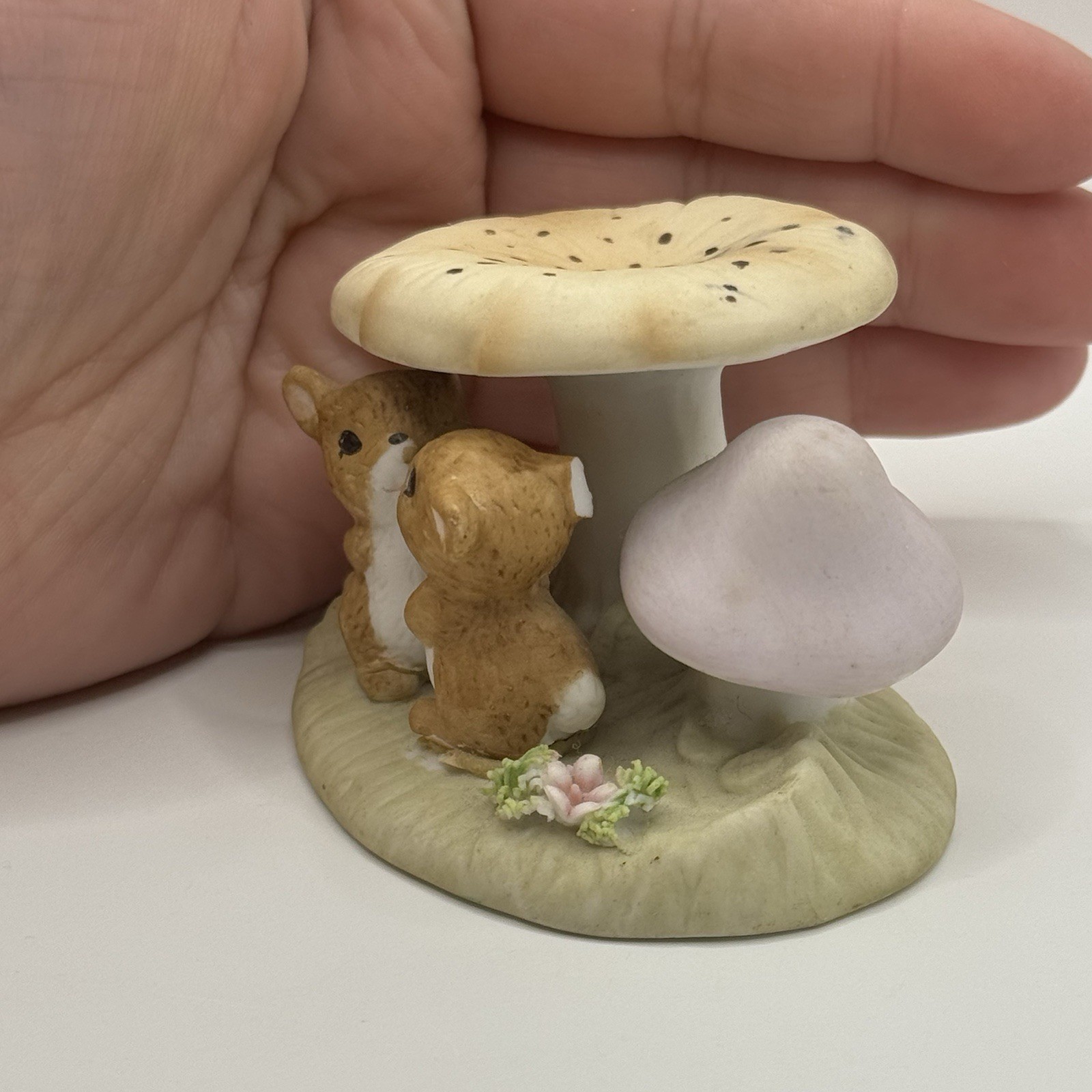 Vintage Woodland Critters Mushroom Figurine Trinket Bunny Mini Collectible ***