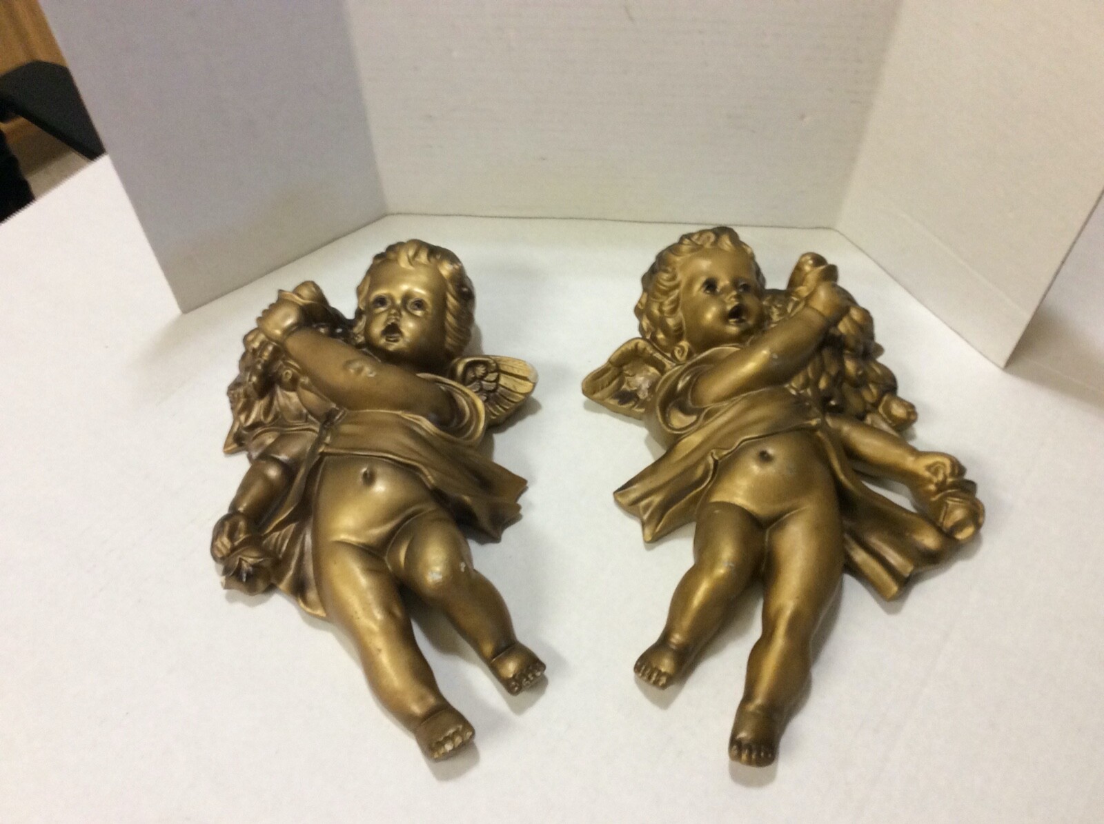 Vintage Norcrest P 783 Chalk Plaster Pair Cherub Angels wall hanging