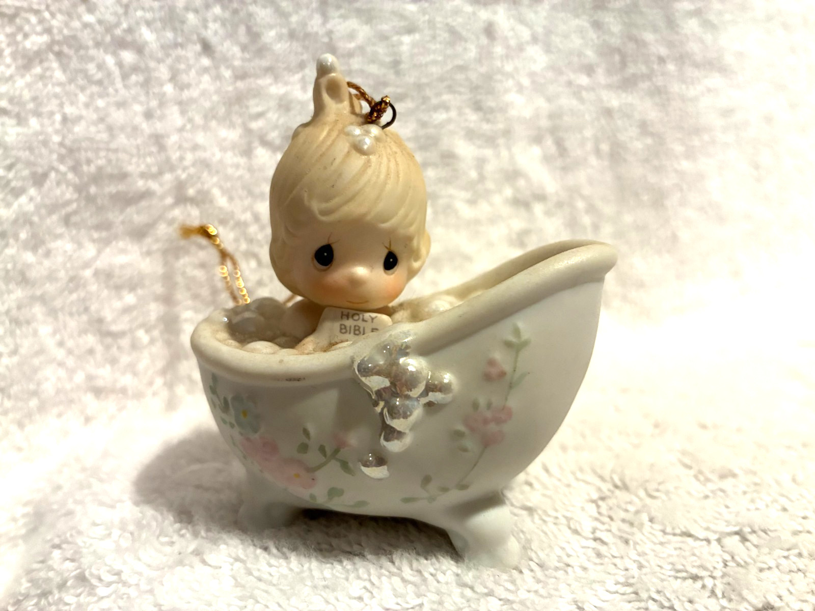 Precious Moments Girl In Tub He Cleansed My Soul Ornament 1987 2 3/4″ T x2 1/2″