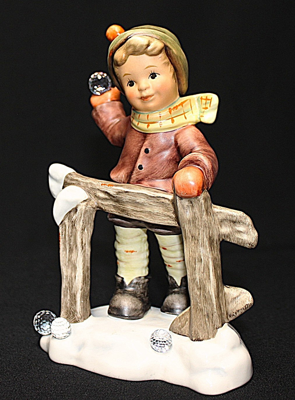 Rare Hummel Wintertime Fun Swarvoski Limited Ed. 347/1,999 6 1/2″ Figurine MINT