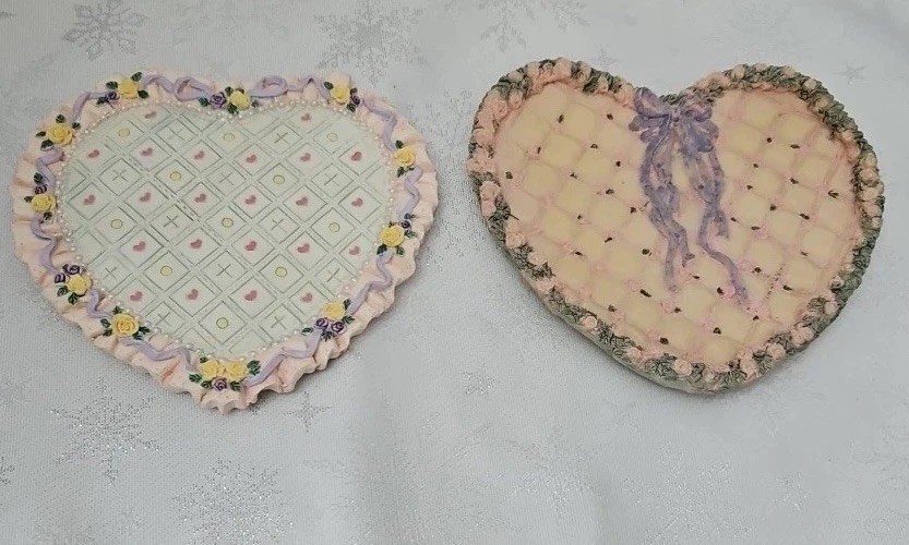 Vintage Heart Wall Plaques Set 2 Floral Ruffle Trim Cottage Decor