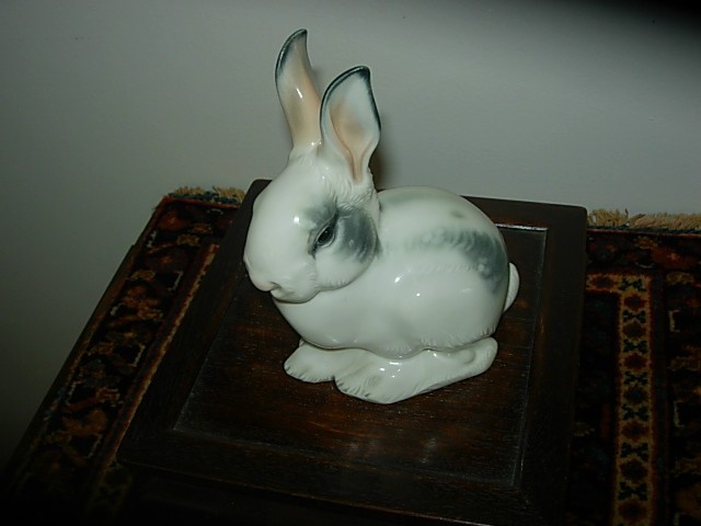 Eschenbach – Professor T Karner Porcelain Rabbit K 30d 5.75” Tall x4.5” long