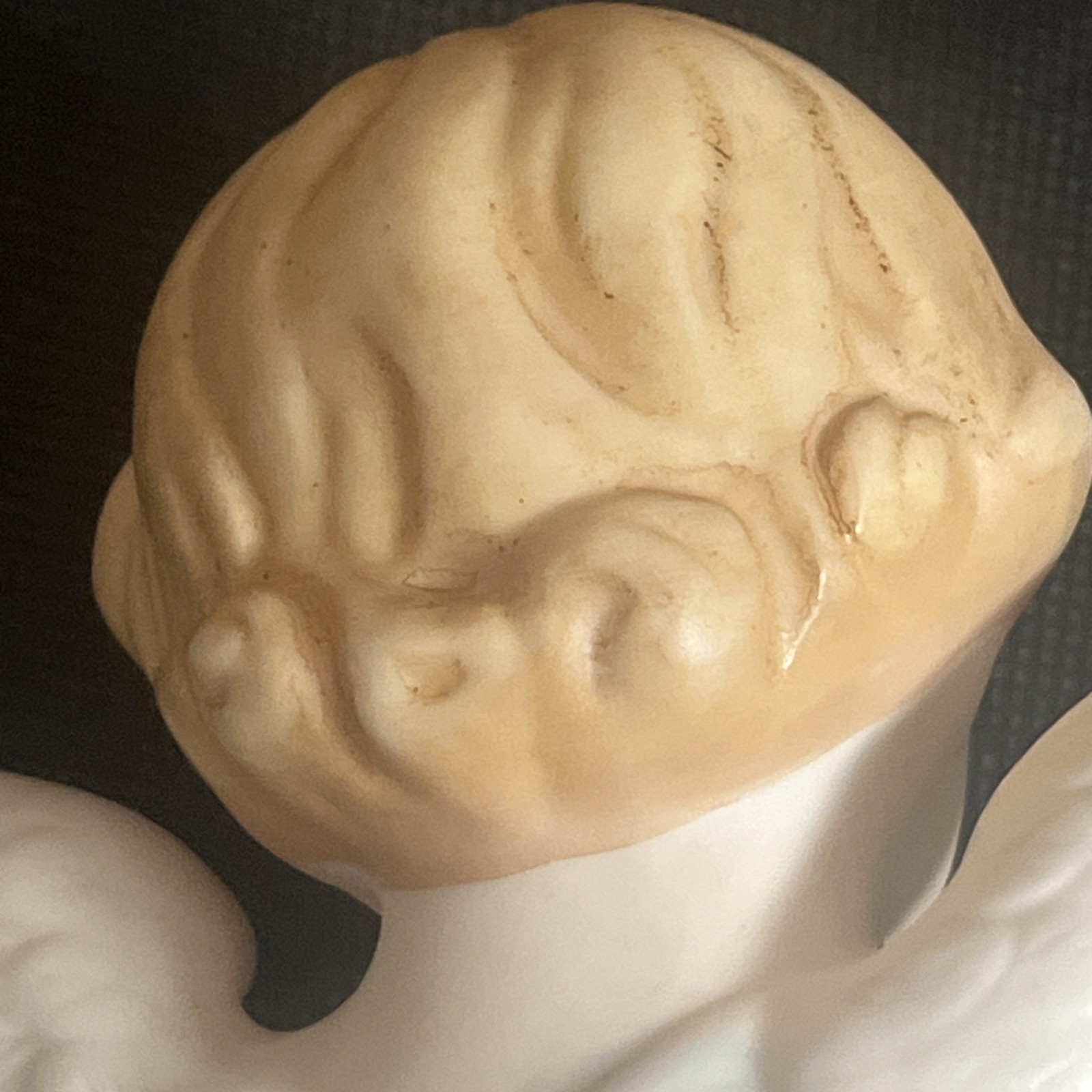 VINTAGE Arco ANGEL CHERUB holding Rose figurine Made in Japan BEAUTIFUL Easter