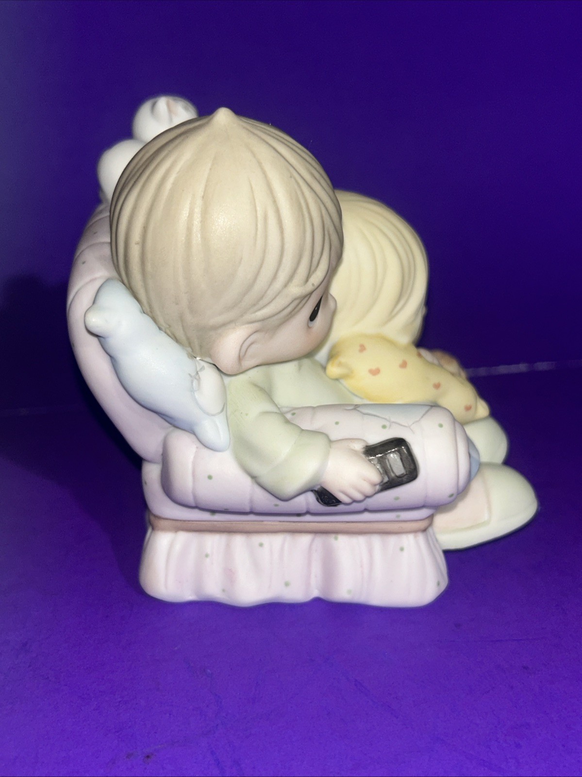 2005 Precious Moments “Together Is The Nicest Place To Be” #4003175