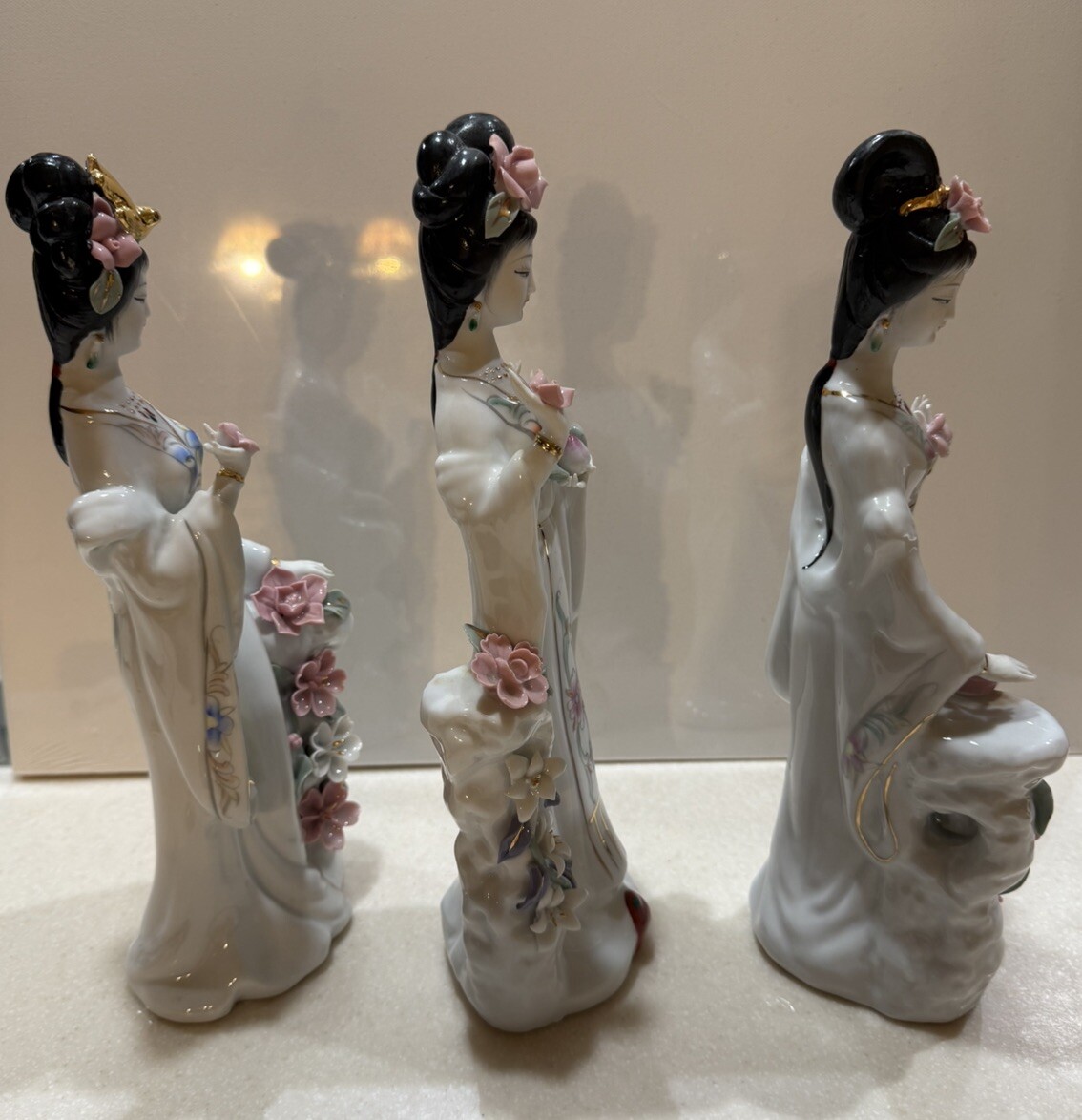 Beautiful (set of 3) Porcelain Geisha TRIO Hand Painted