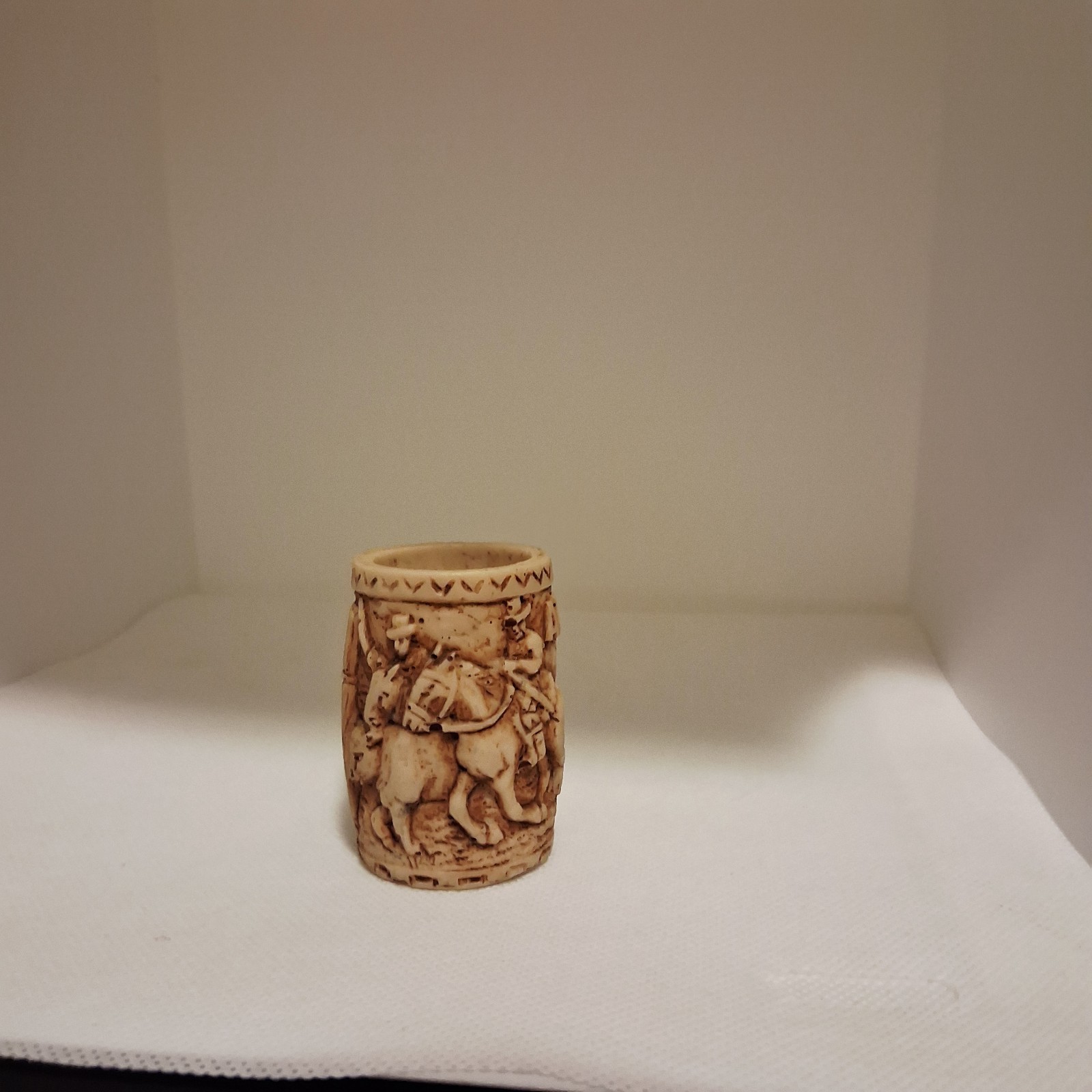 Argentina Artesain Resin Signed T. Carro