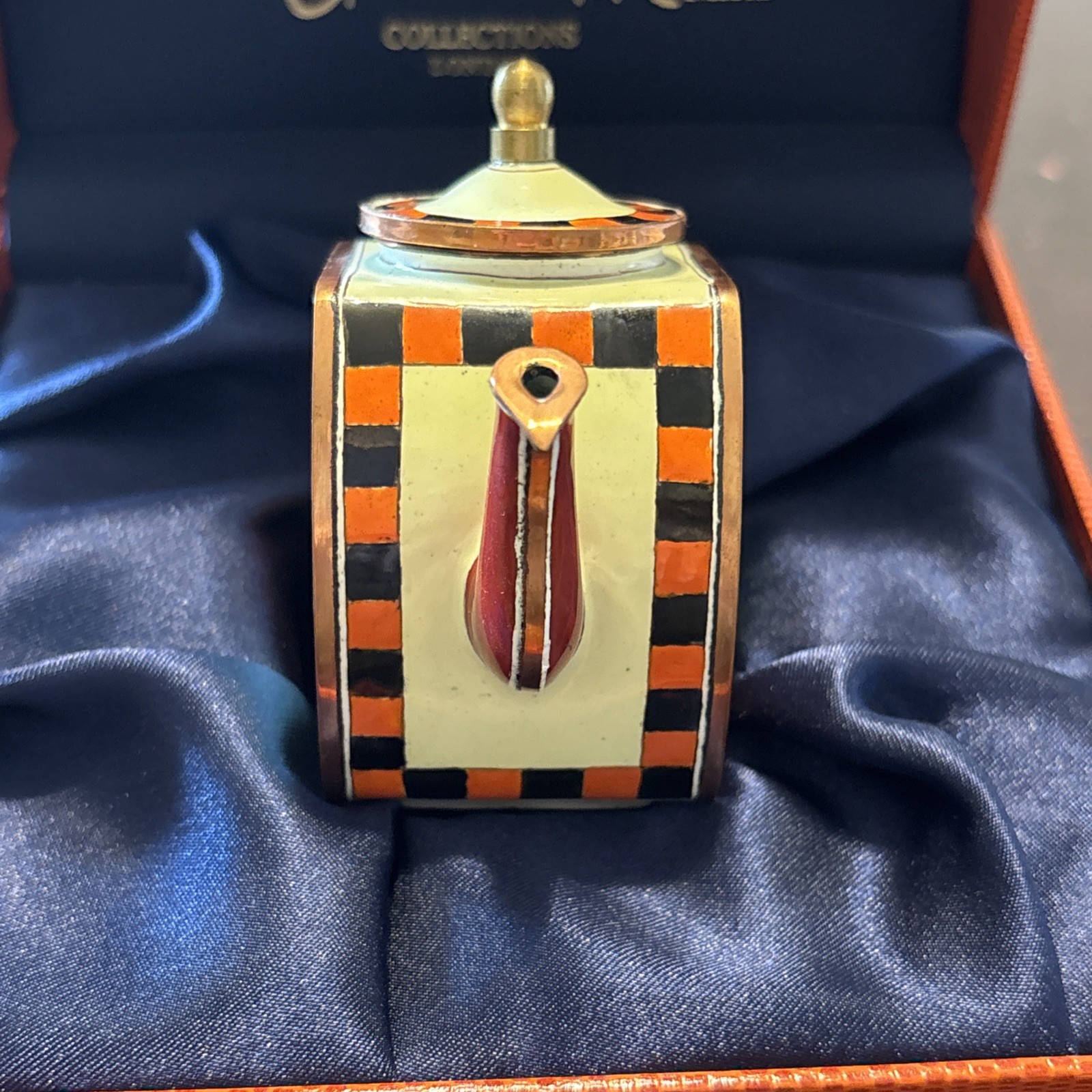KELVIN CHEN Enamel Mini Copper Handpainted Miniature Teapot-photographer LauTrec