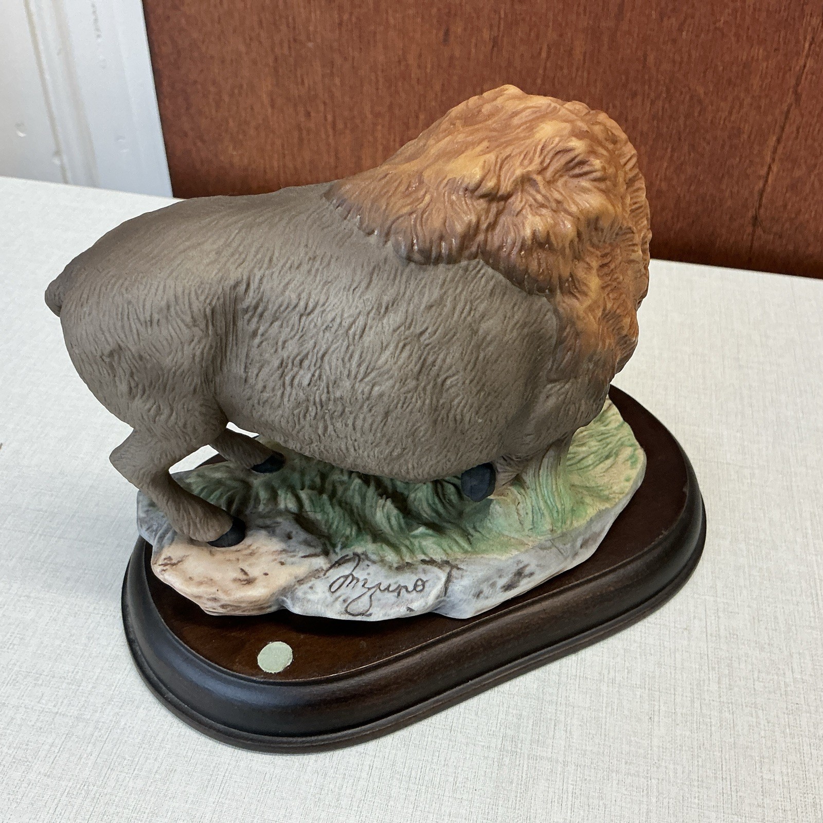 Homco Masterpiece Figurine 1994 American Bison Porcelain Endangered Species EUC
