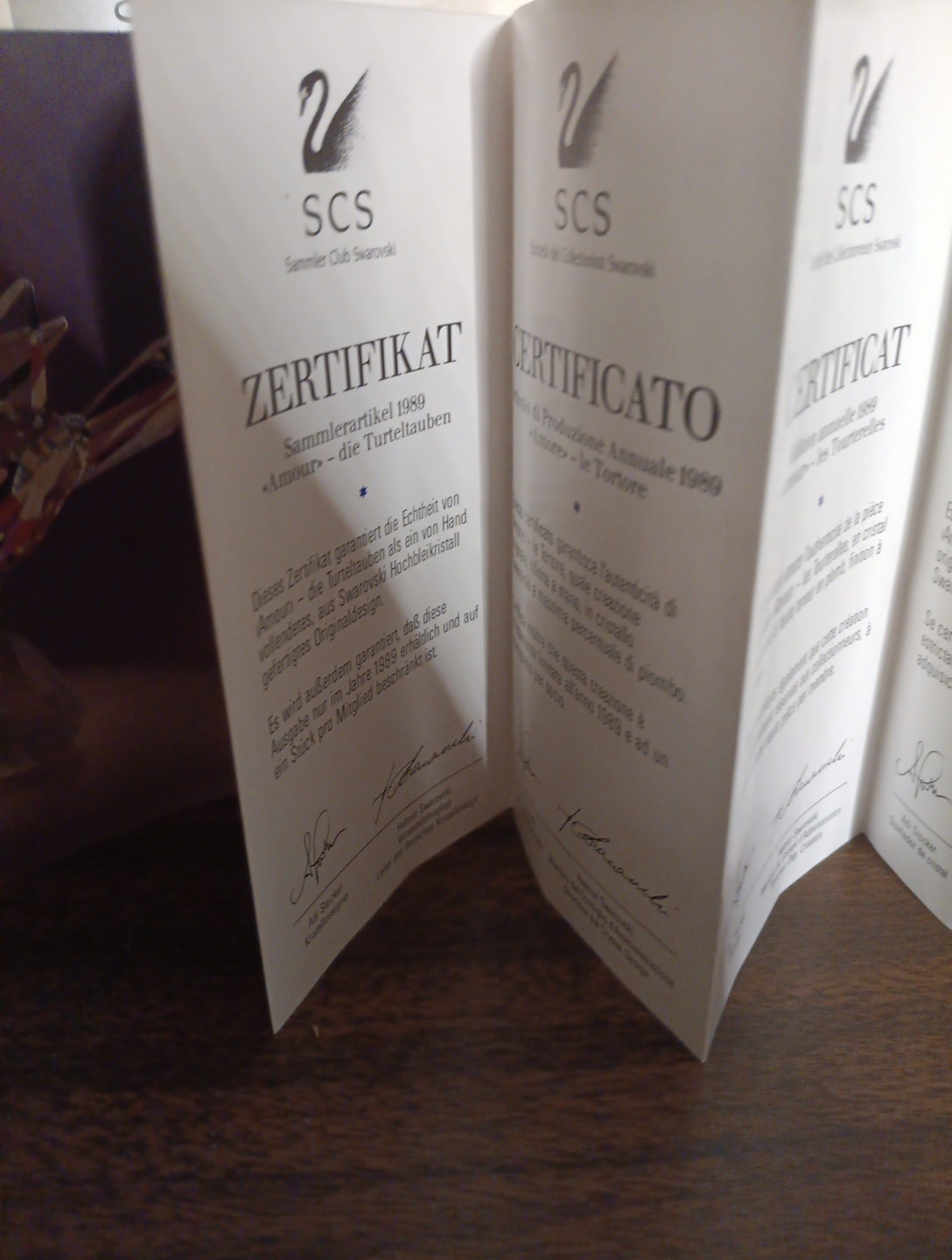 Swarovski Figurine Doves Turtle Doves 3 In. High Original packaging certific…