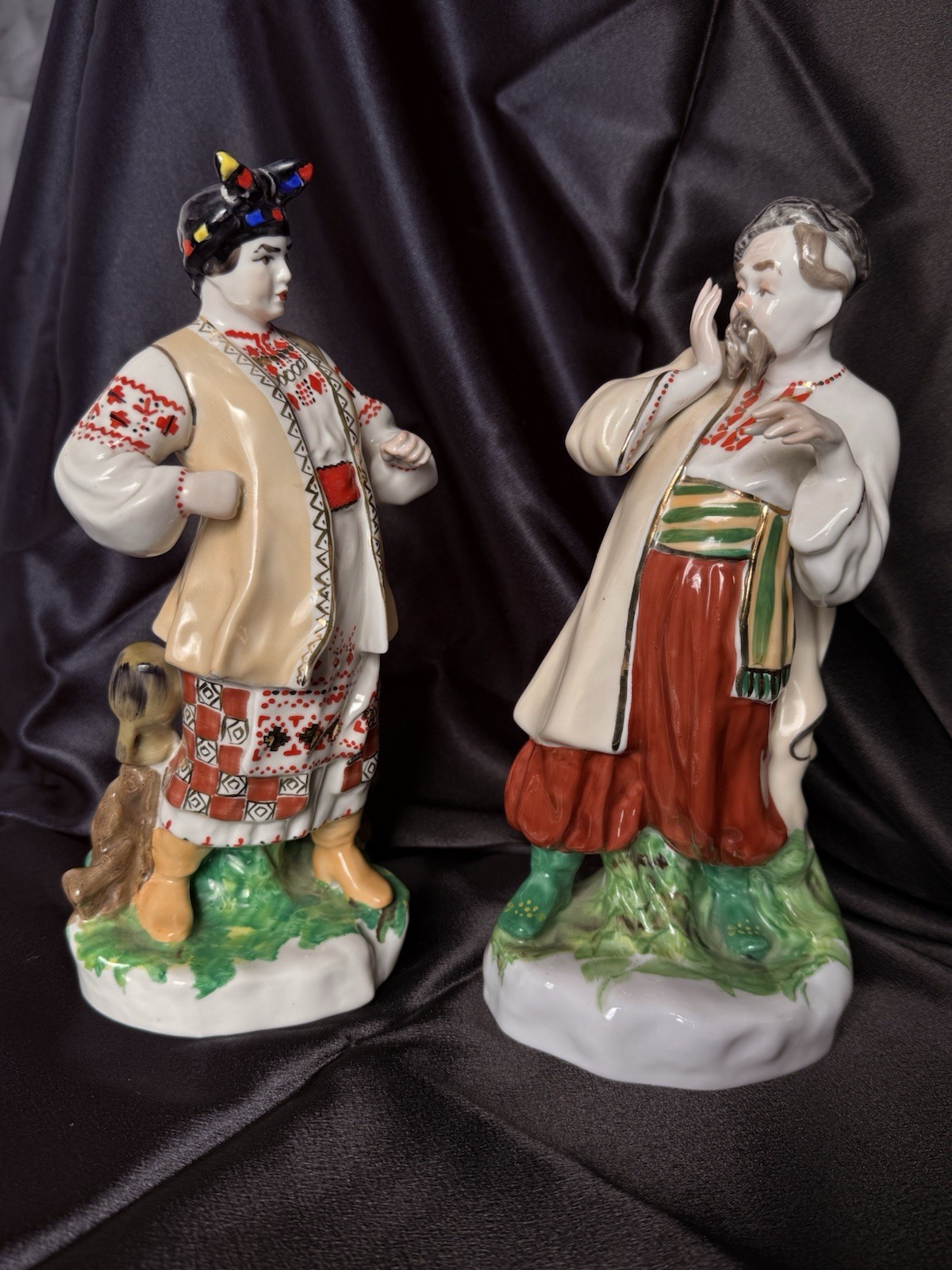 Vintage USSR Ukrainian Tradition Porcelain Figures Hand Painted Karas And Odarka